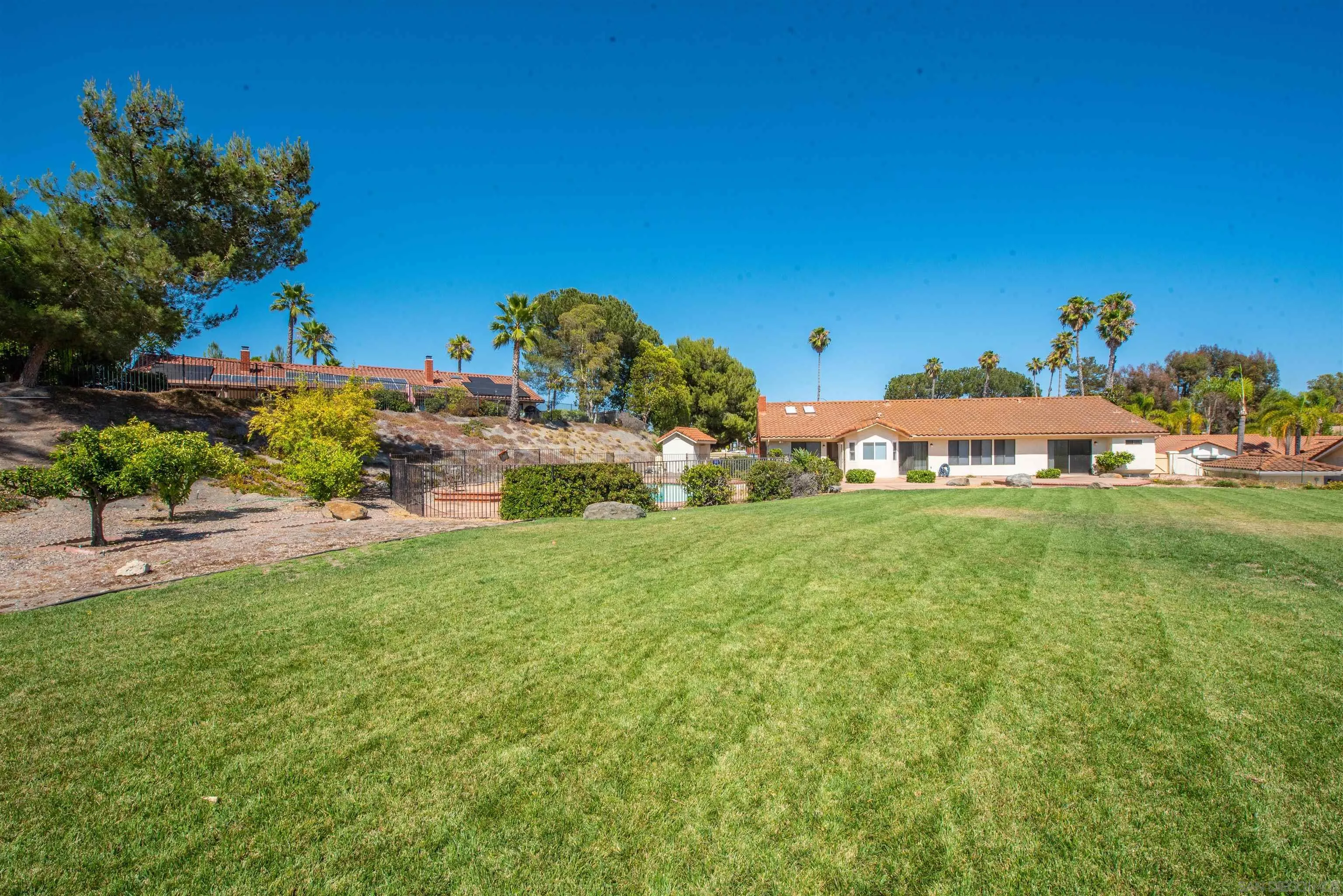 https://cdn.realtyfeed.com/cdn/127/260016761/43258926c872893cb835ef0a461d4ea2.webp