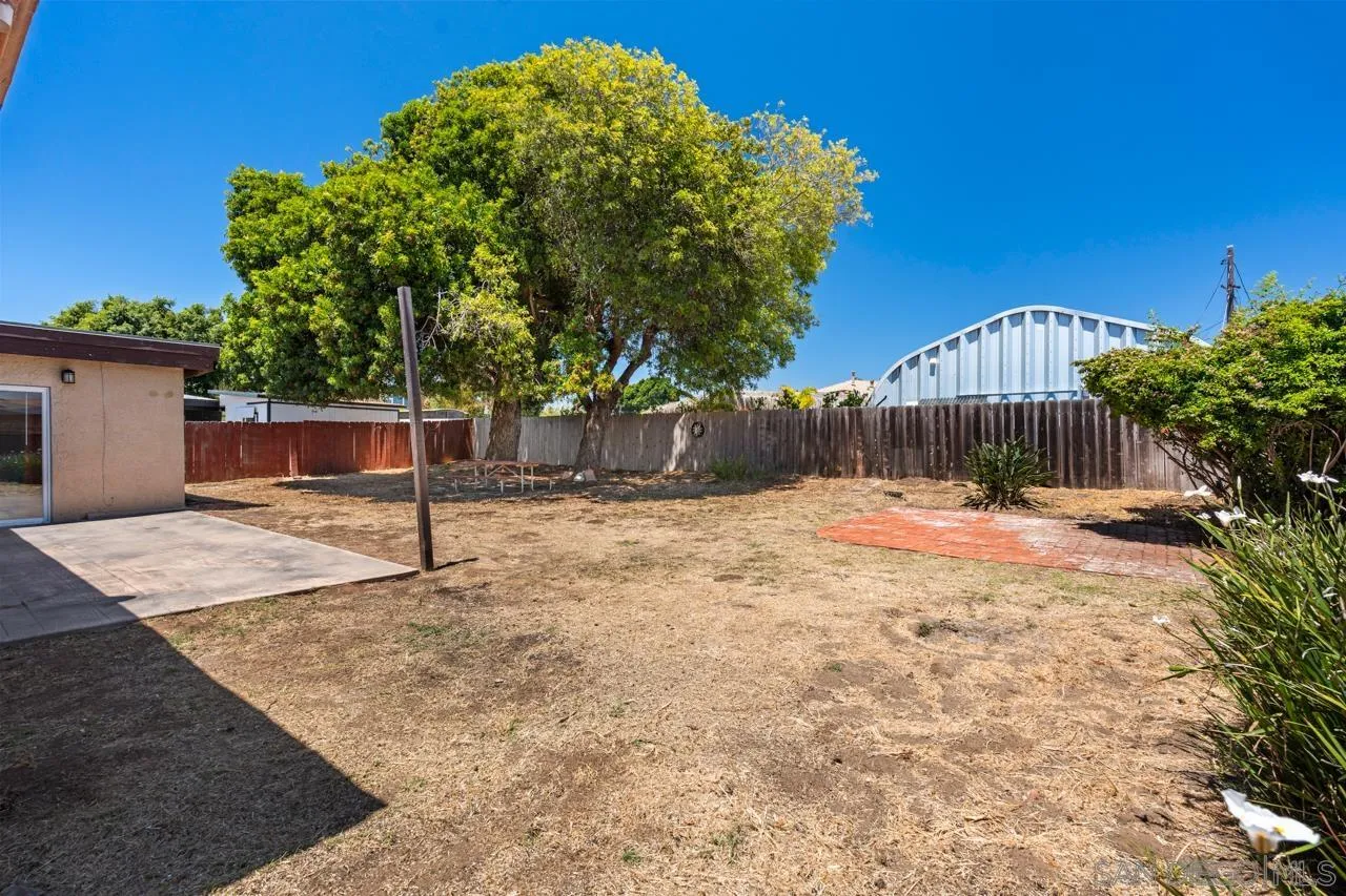 https://cdn.realtyfeed.com/cdn/127/260016763/008bbb6c82a0f36b889f167fb418e7f0.webp
