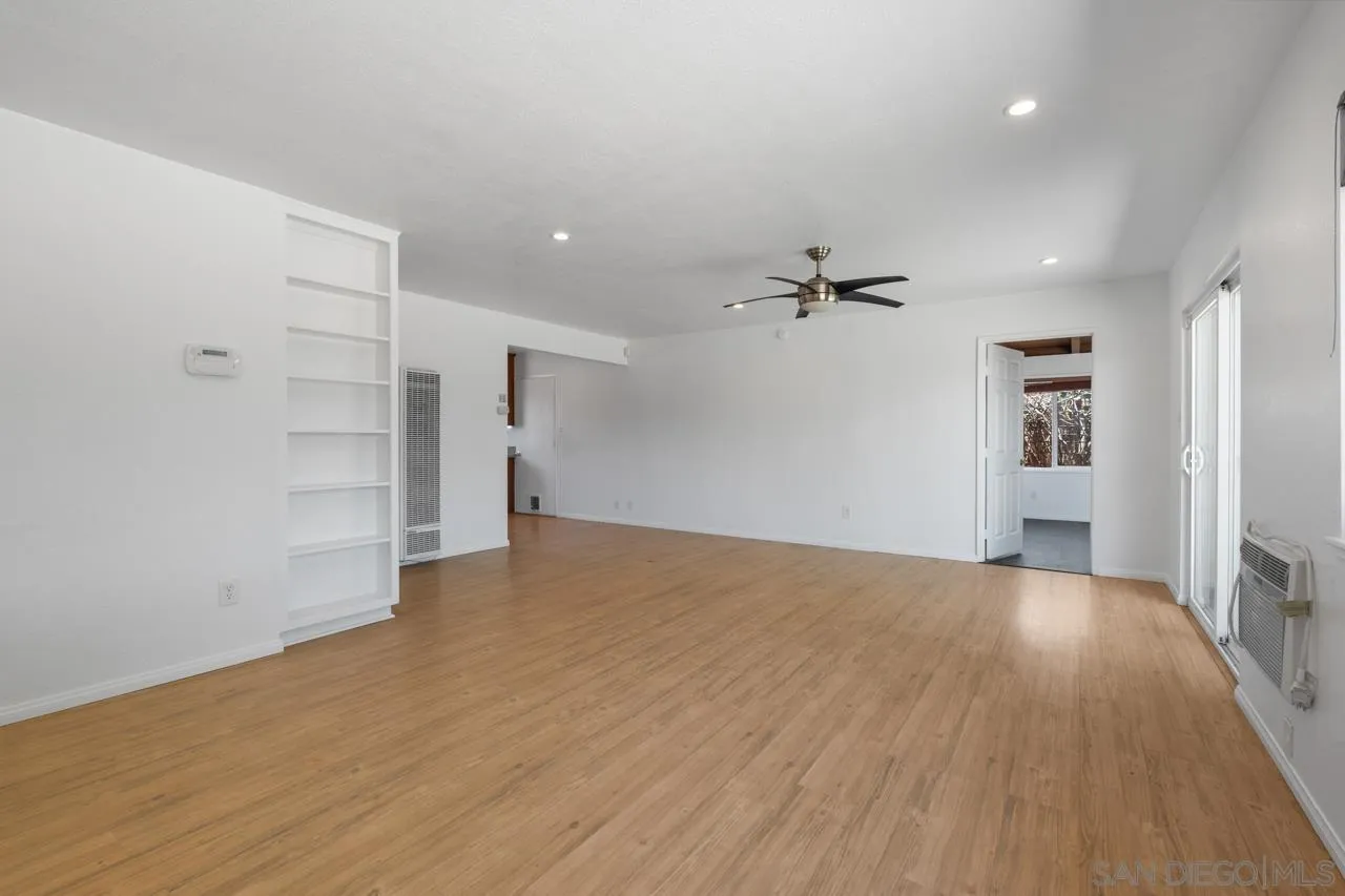 https://cdn.realtyfeed.com/cdn/127/260016763/3991116a57e666dd198889f7284c1de3.webp