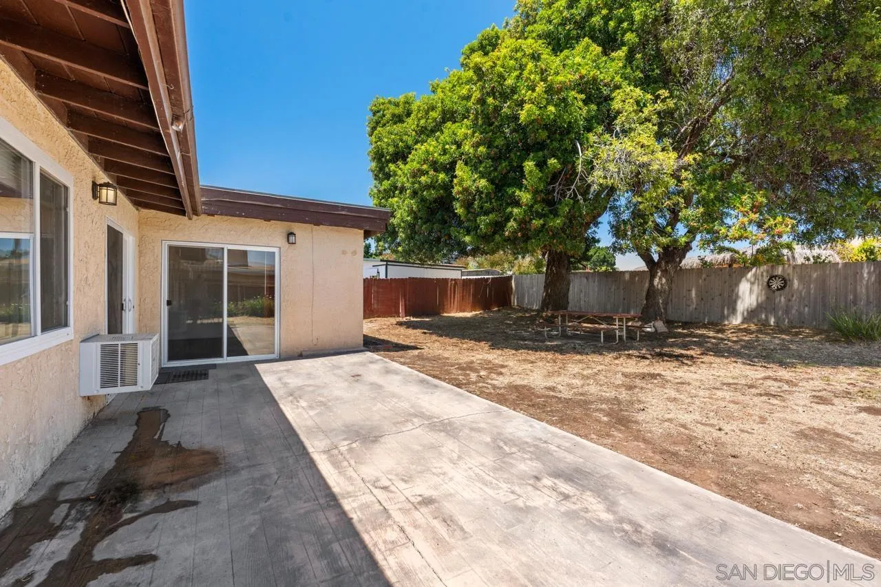 https://cdn.realtyfeed.com/cdn/127/260016763/923d6f74a1176be2e0c3337bb31c3925.webp