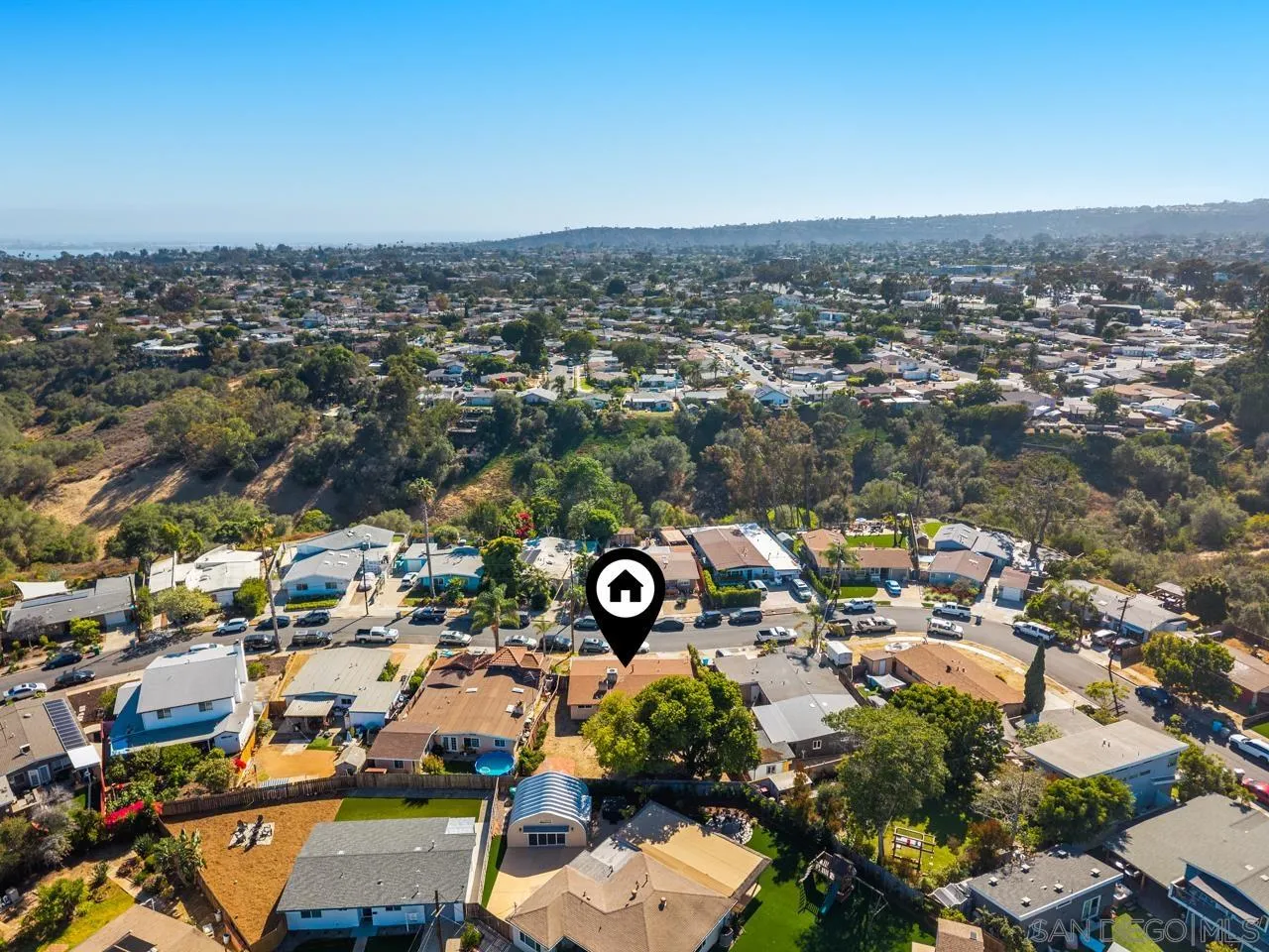 https://cdn.realtyfeed.com/cdn/127/260016763/b0d183a536fb17560ff971c58c056b7e.webp