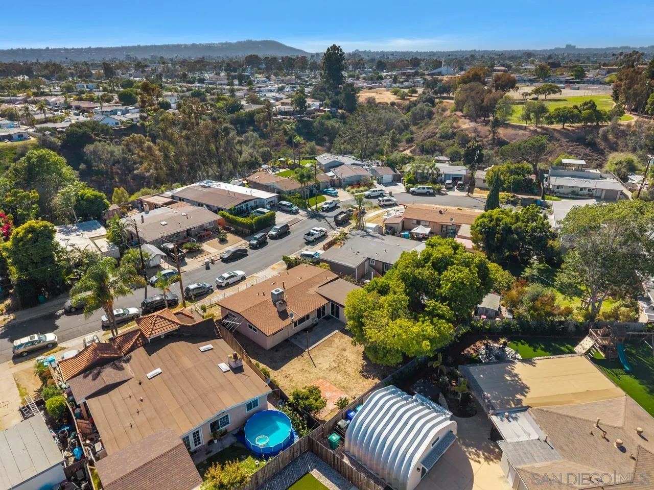 https://cdn.realtyfeed.com/cdn/127/260016763/b13ac31b7c5d384e61155bc0b3f81a19.webp