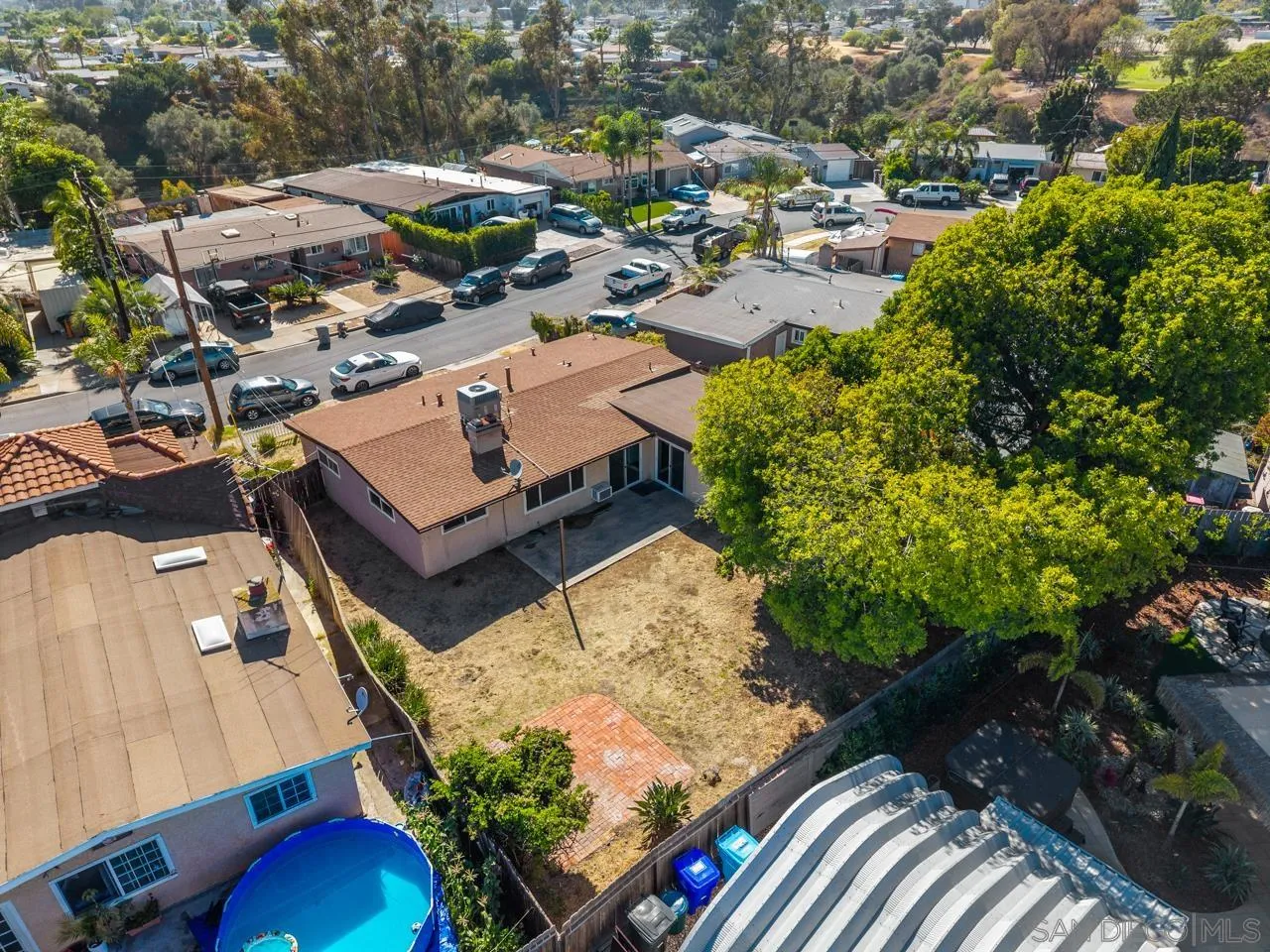 https://cdn.realtyfeed.com/cdn/127/260016763/c00742244c4160be2dc651e7e0d0e5c1.webp
