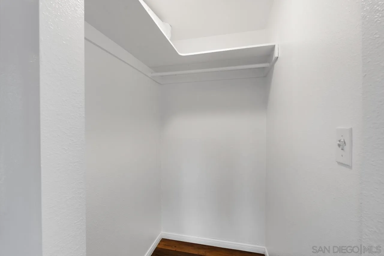 https://cdn.realtyfeed.com/cdn/127/260016763/c2bb34ab6b13ef8ef3ce39058b98f411.webp