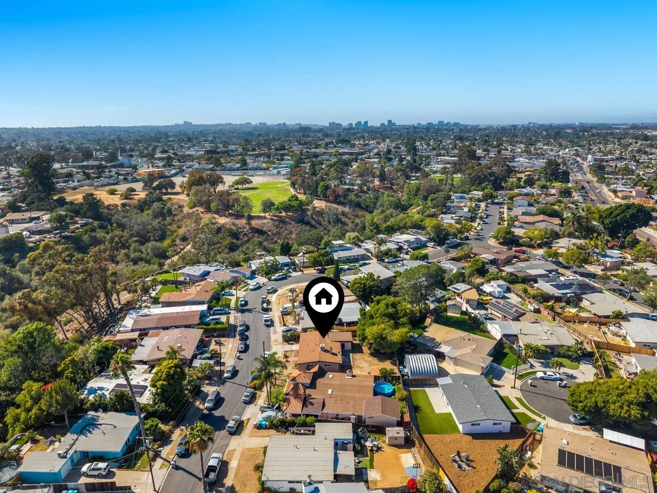 https://cdn.realtyfeed.com/cdn/127/260016763/d6a548c7422a259f7ac12f9ac501ab87.webp