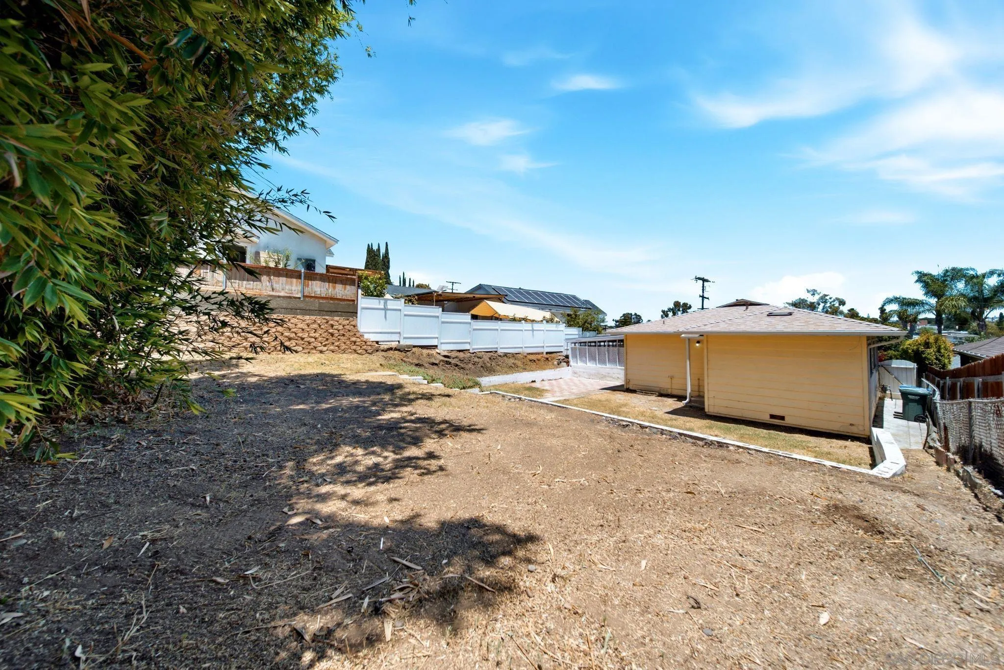 https://cdn.realtyfeed.com/cdn/127/260016771/2f6c59c3154eb20bec9f0a0e82fa121a.webp