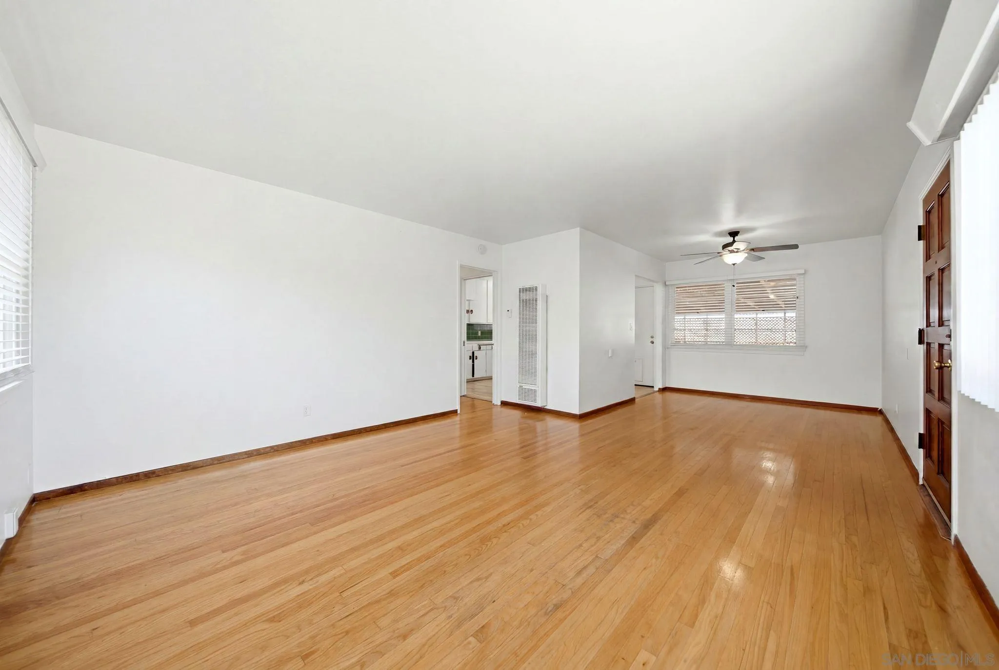https://cdn.realtyfeed.com/cdn/127/260016771/5d3f206a06e073806f11bbf1dcf989fa.webp