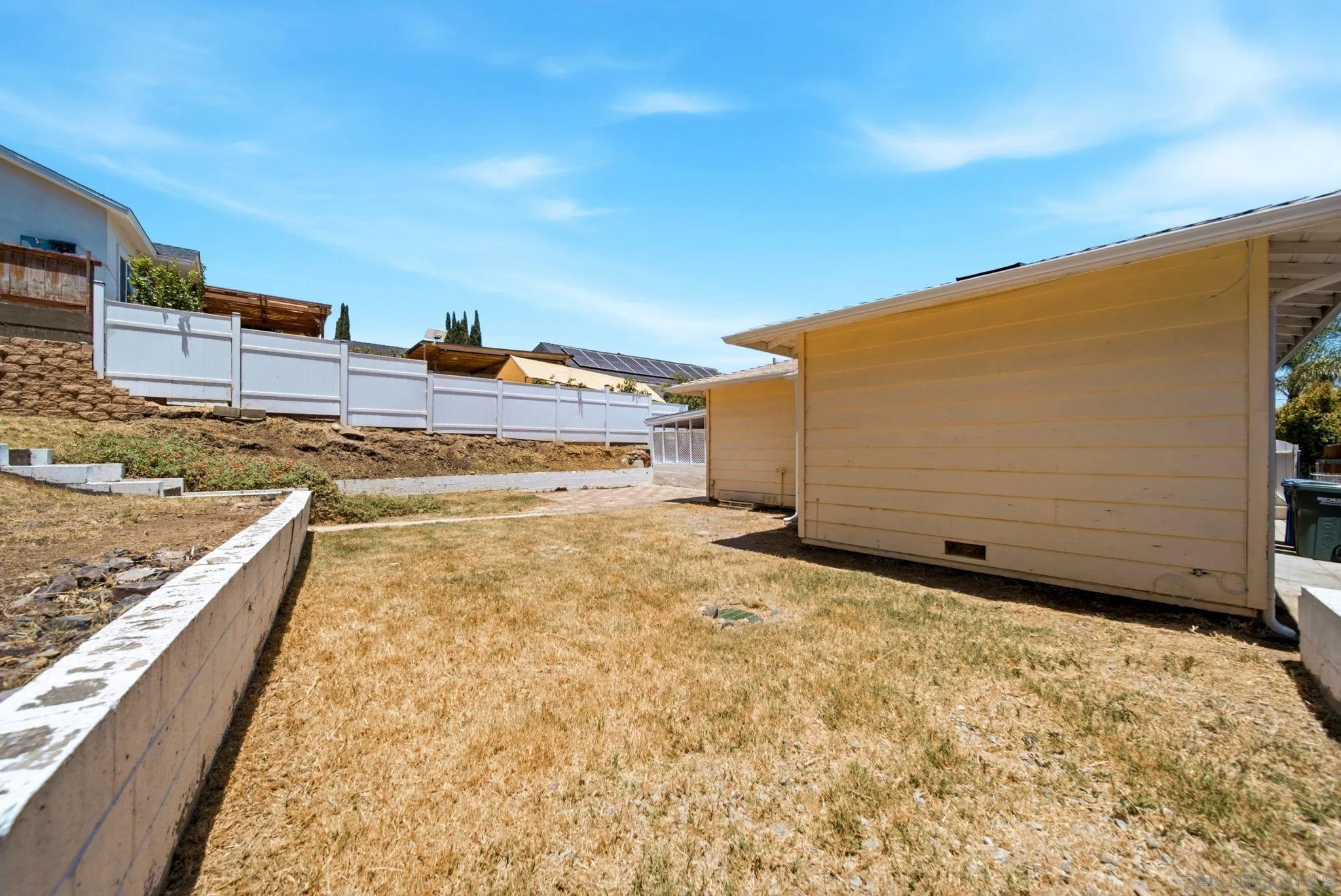 https://cdn.realtyfeed.com/cdn/127/260016771/e24b6c8f137d261cedc96353a72fb2b8.webp