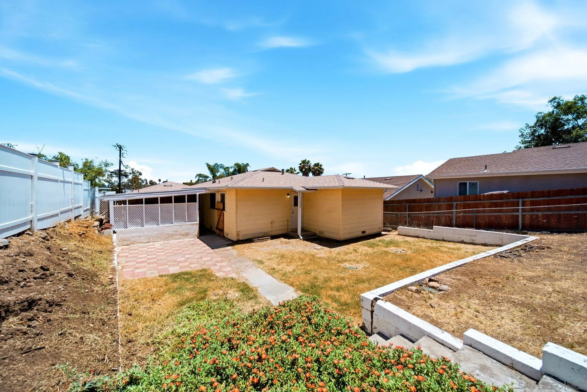 https://cdn.realtyfeed.com/cdn/127/260016771/e3ff7978ddf287491a6e215a9976f92e.webp