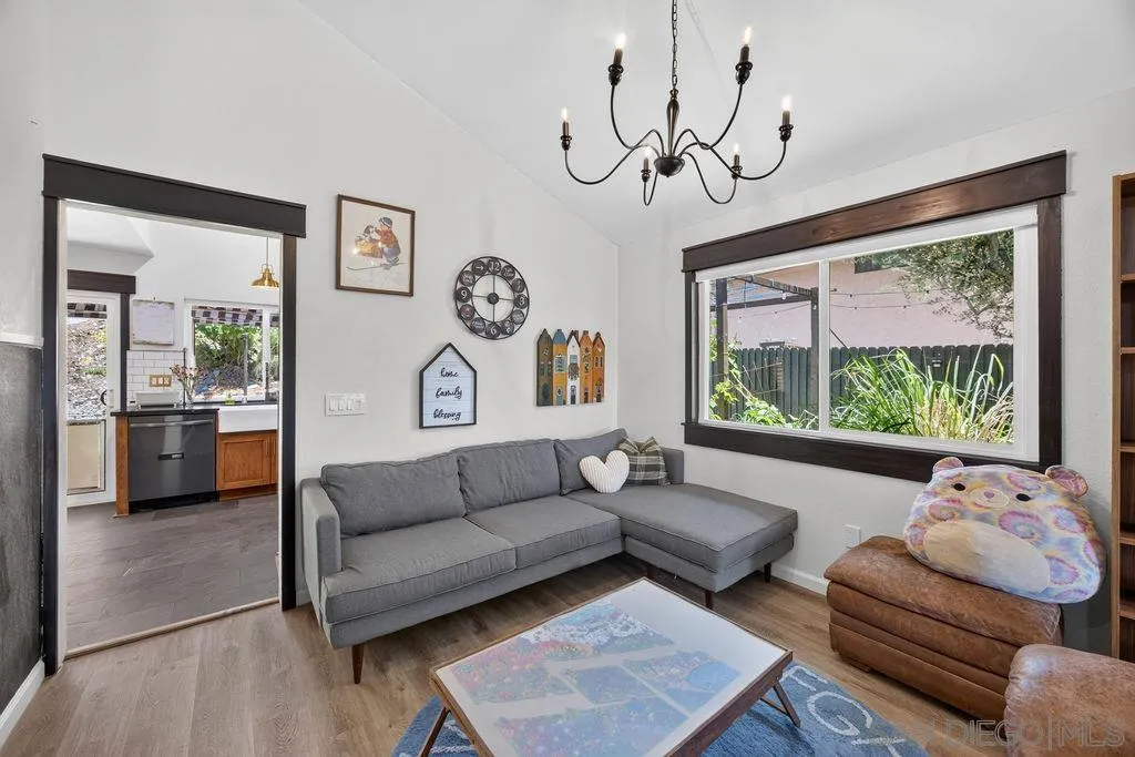 https://cdn.realtyfeed.com/cdn/127/260016776/04f672a4e872245681fd6f945e94663a.webp