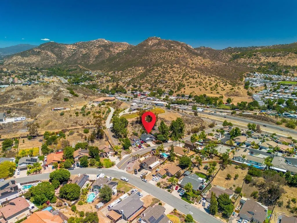 https://cdn.realtyfeed.com/cdn/127/260016776/3d75865c3af7bd75d1d7f4ae19db9c7d.webp
