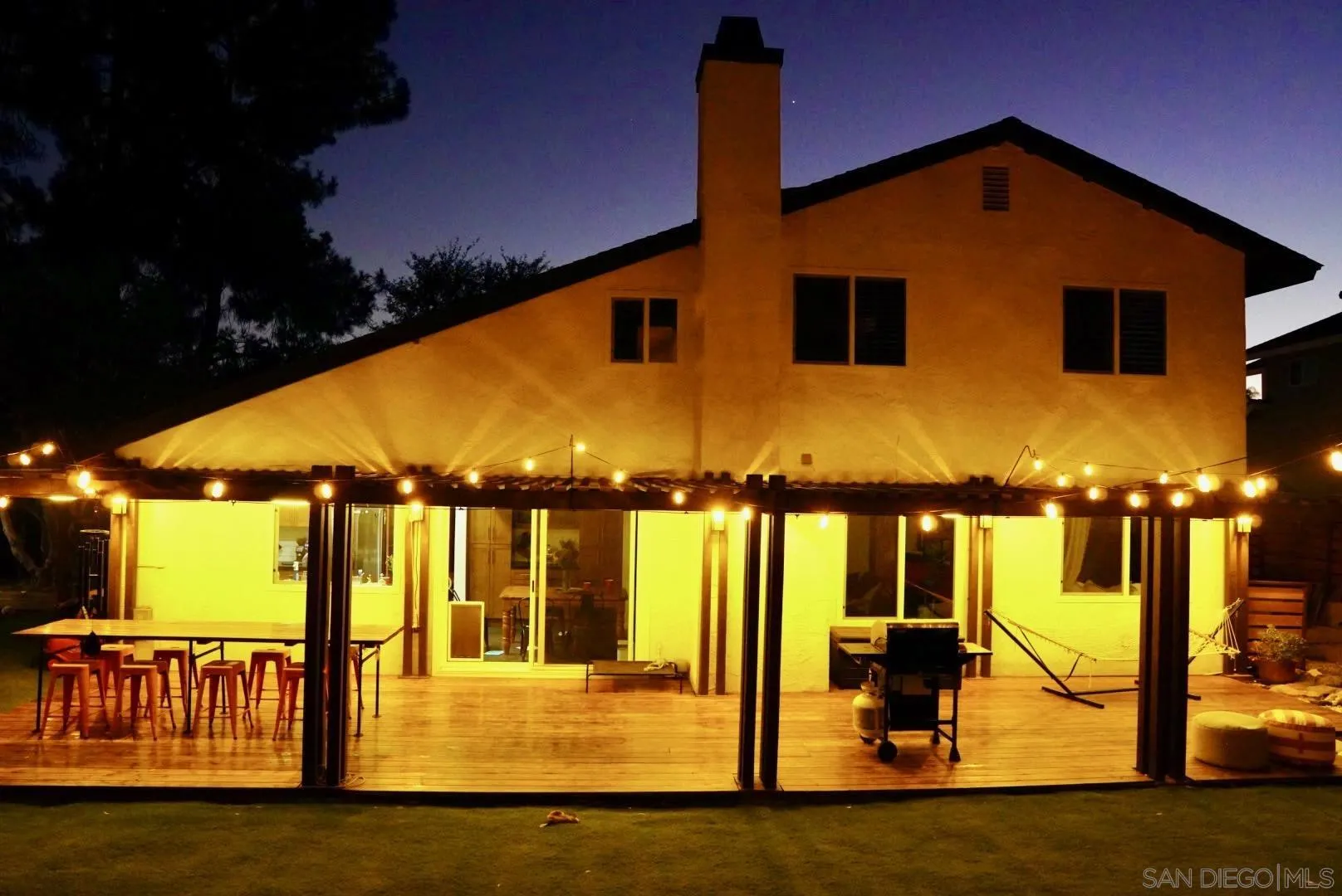 https://cdn.realtyfeed.com/cdn/127/260016776/a64eb61319bc766b01466eb569f57b51.webp