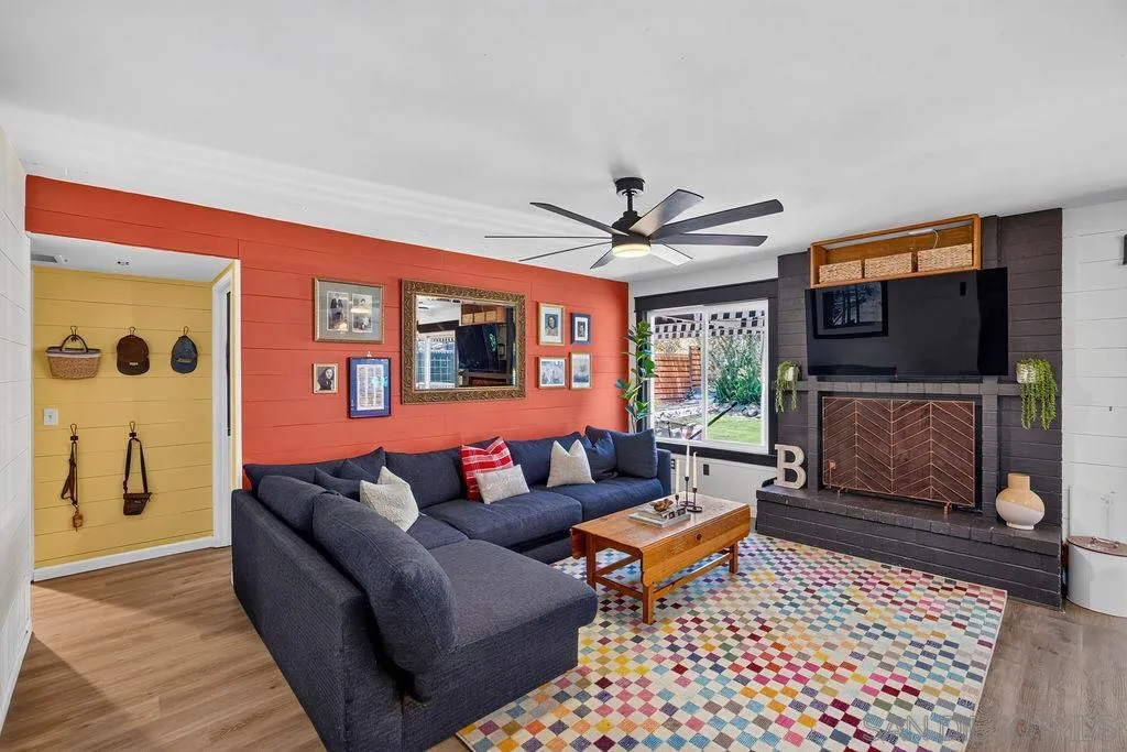 https://cdn.realtyfeed.com/cdn/127/260016776/b717c5c60ad9f92e5b389ebd4df332cd.webp