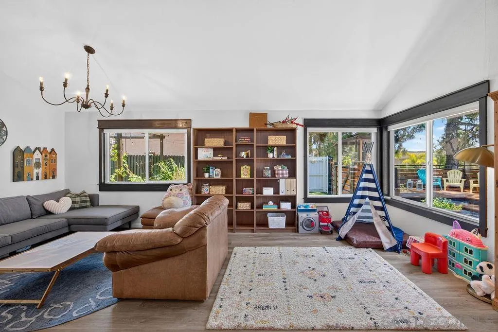 https://cdn.realtyfeed.com/cdn/127/260016776/ecfdf683cf5347029a386572a55672fd.webp