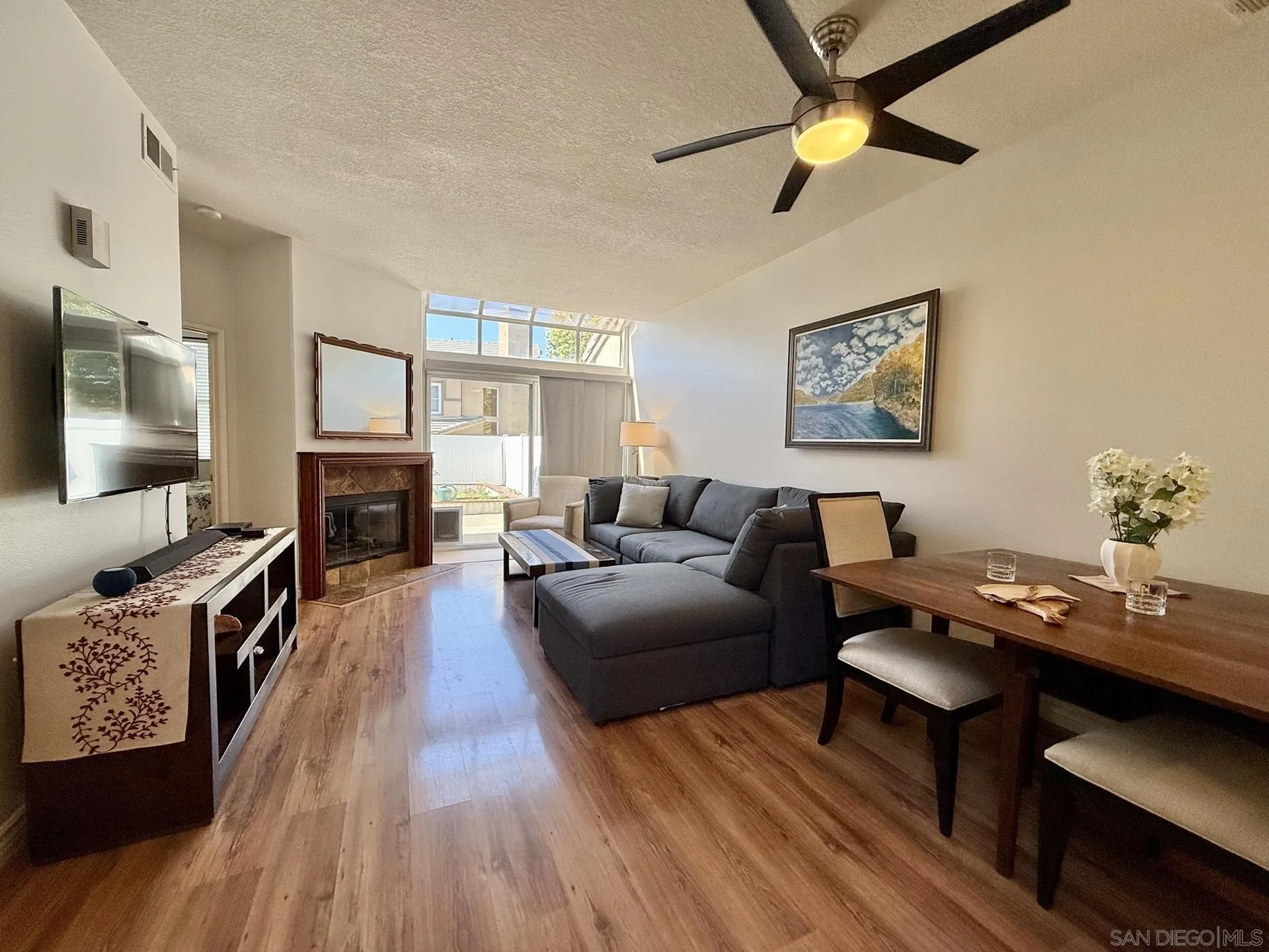 992 S Country Glen Way, Anaheim, CA 92808 - Photo 3 of 50, Anaheim, CA