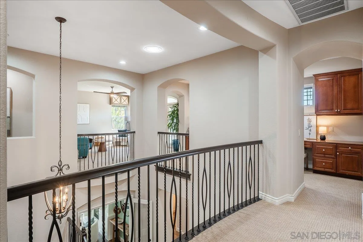 https://cdn.realtyfeed.com/cdn/127/260016782/7c1adecca9a42bd990bd5728124b6867.webp