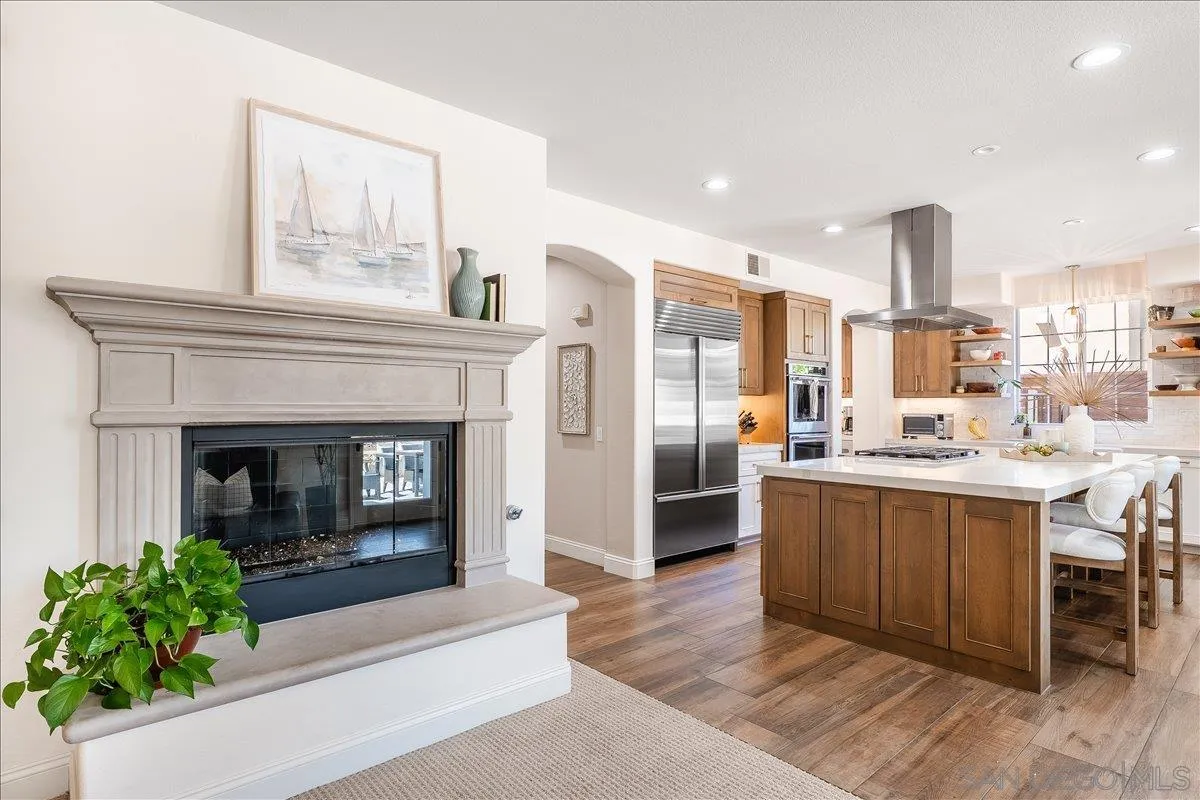https://cdn.realtyfeed.com/cdn/127/260016782/cf01982fa565e1411f90100794c40701.webp