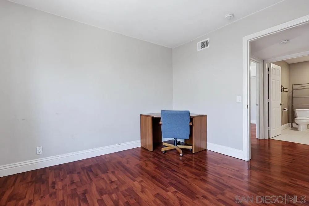 Photo #41: 260016790 Listing: Photo #41
