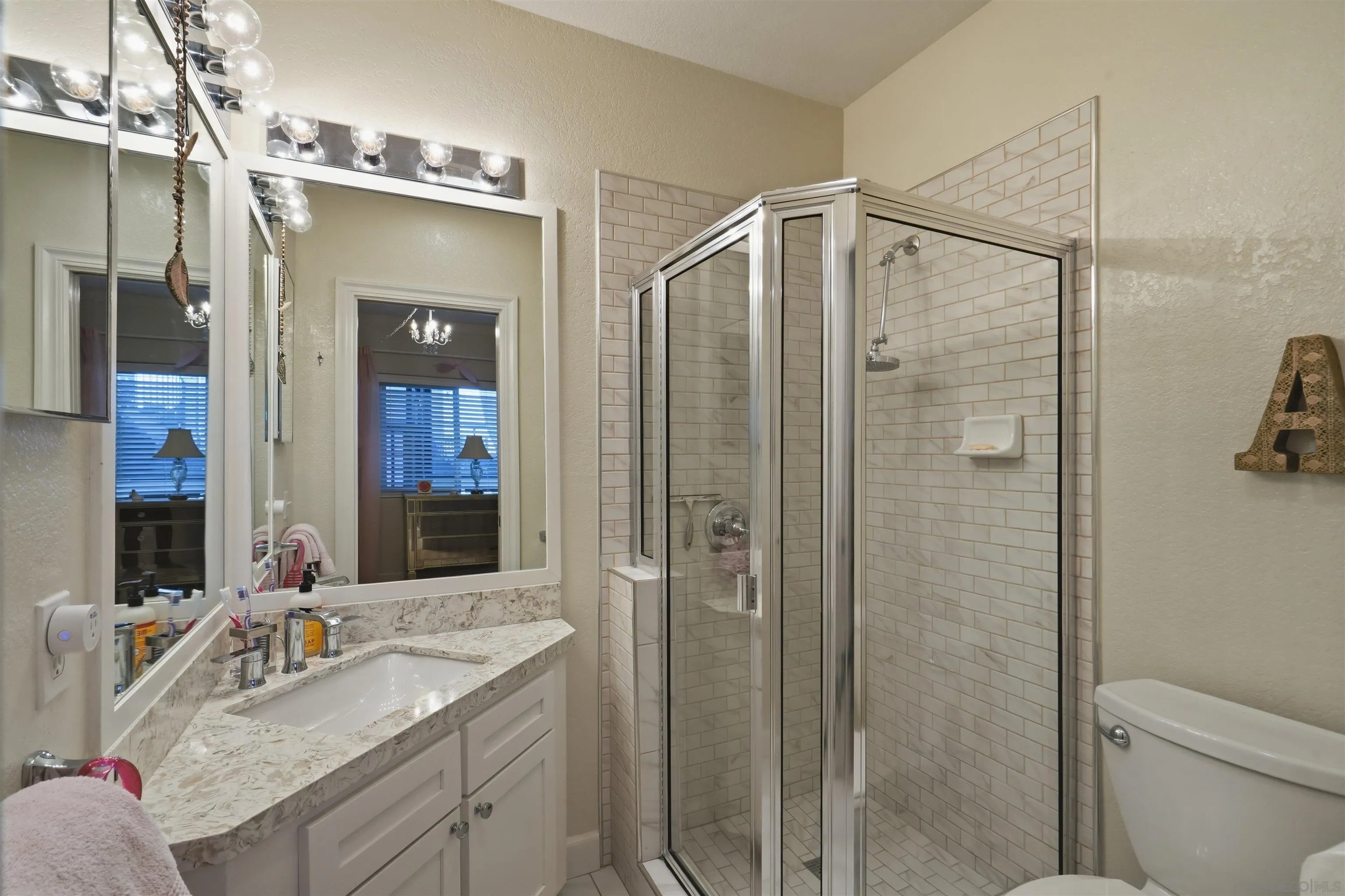 https://cdn.realtyfeed.com/cdn/127/260016802/4645343600f6b12db62c245321c07b4d.webp