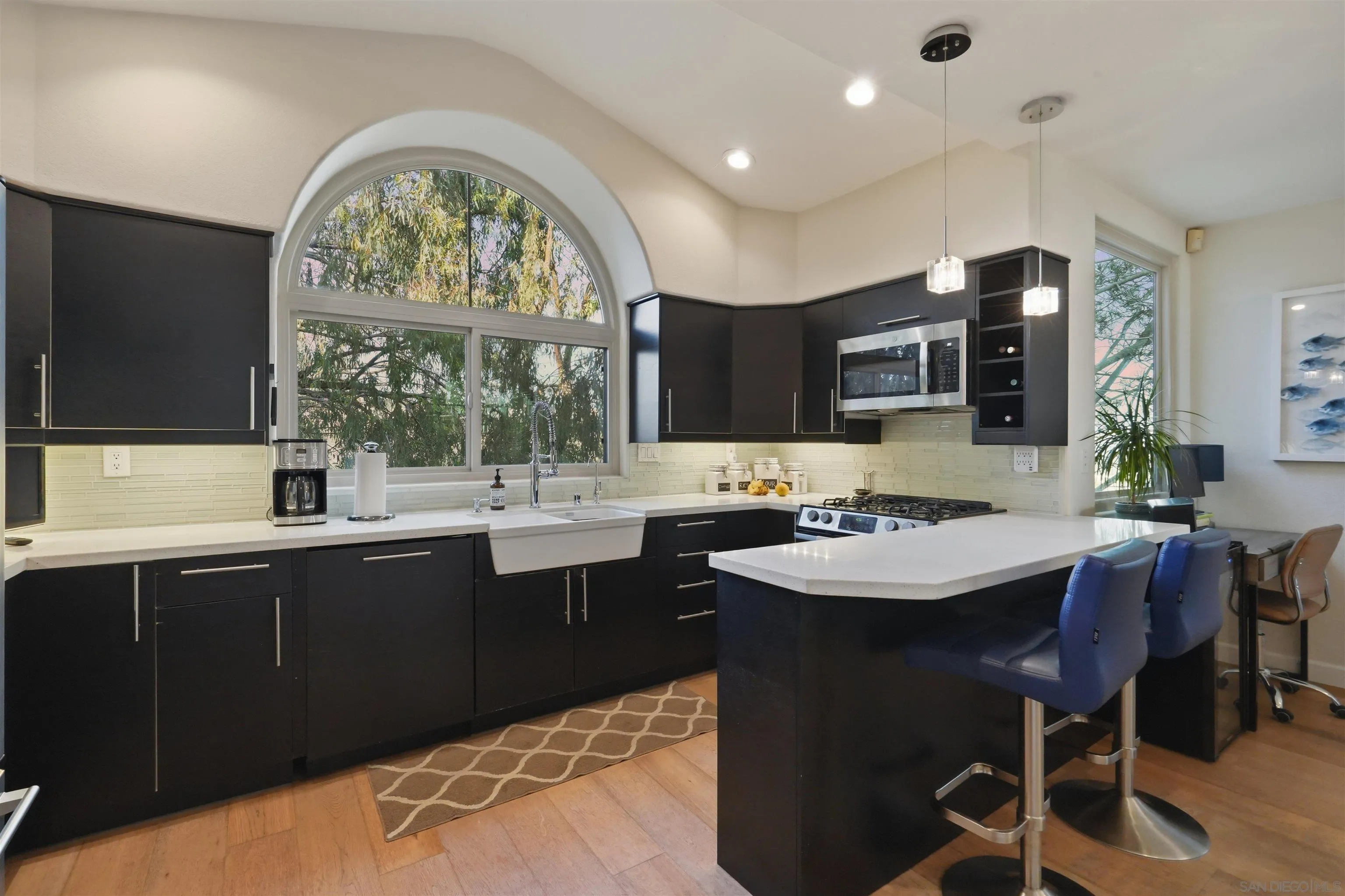 https://cdn.realtyfeed.com/cdn/127/260016802/5241ece93c92070c0401a1c28566092e.webp