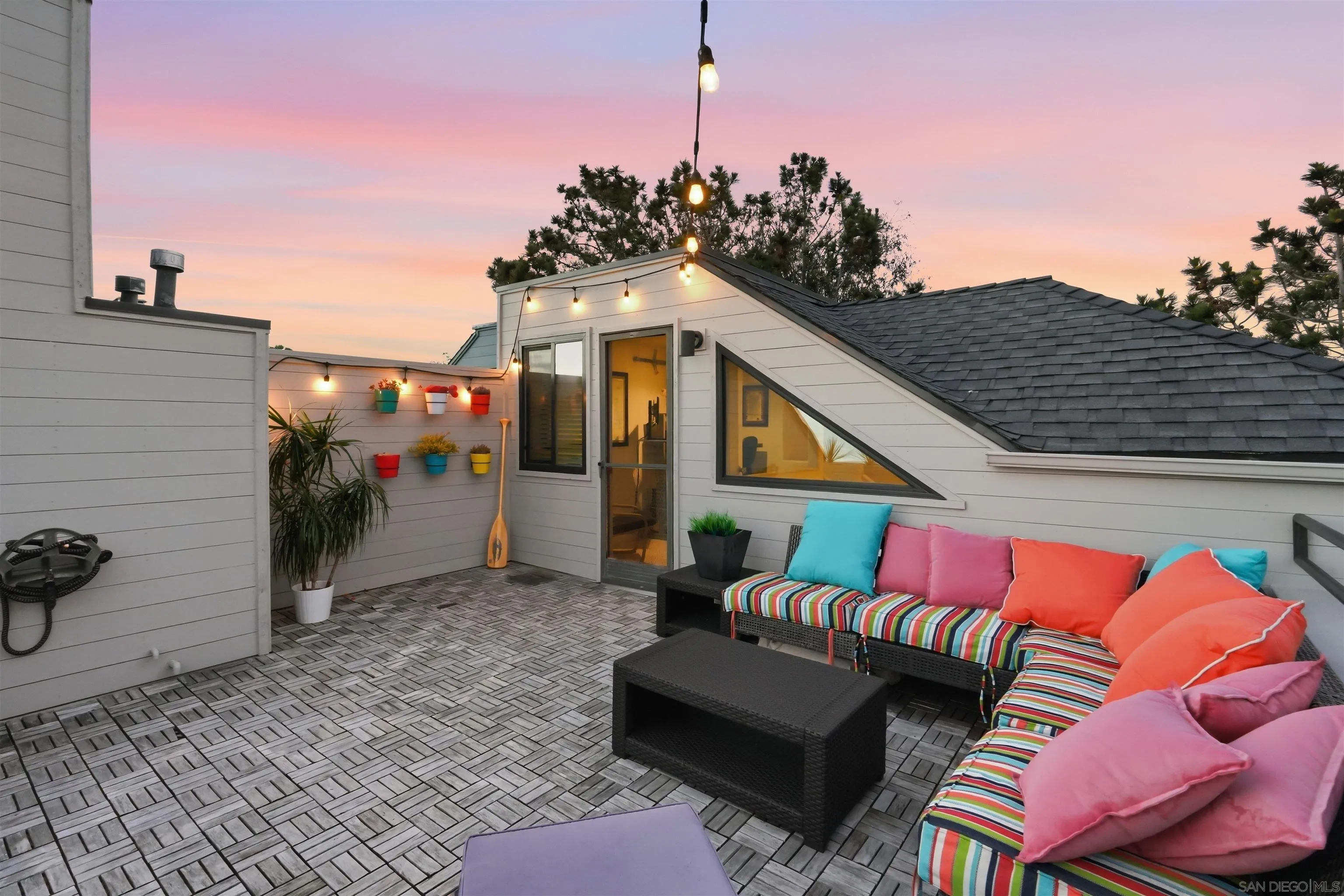 https://cdn.realtyfeed.com/cdn/127/260016802/531fbc7b842874b1407682c143742a3c.webp