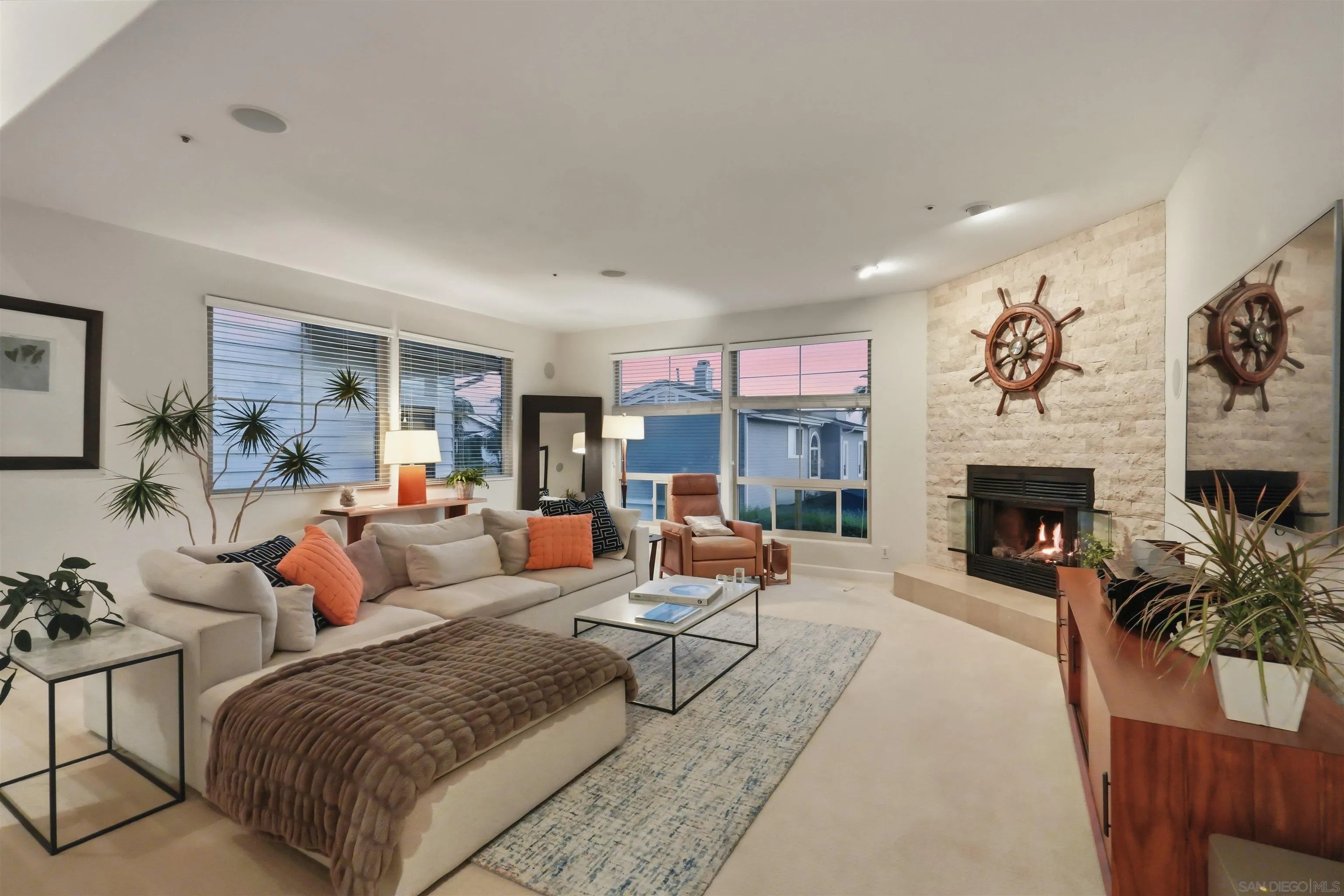https://cdn.realtyfeed.com/cdn/127/260016802/9db0fba68576715cac1836561bd6869f.webp
