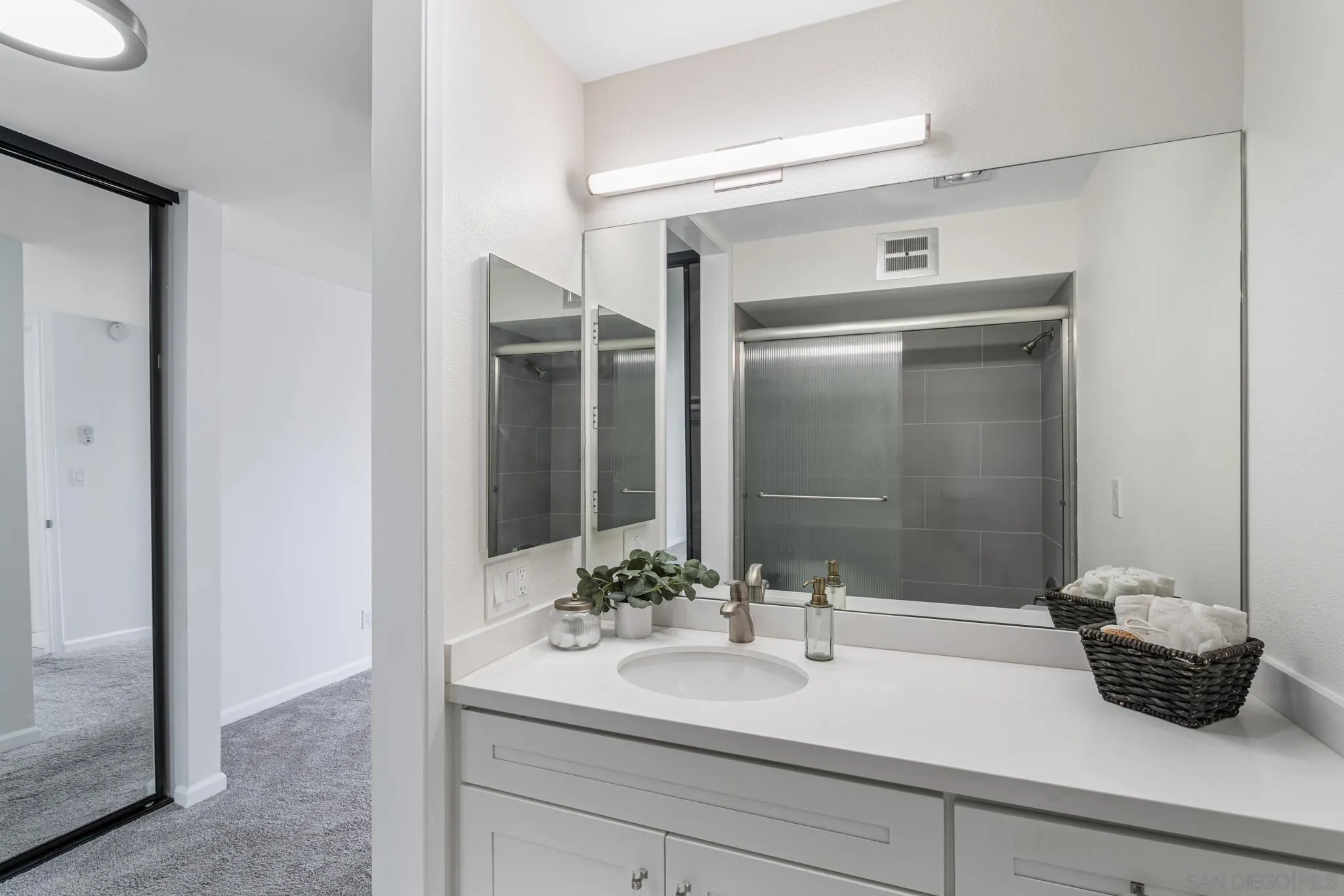 Photo #28: 260016804 Listing: Photo #28