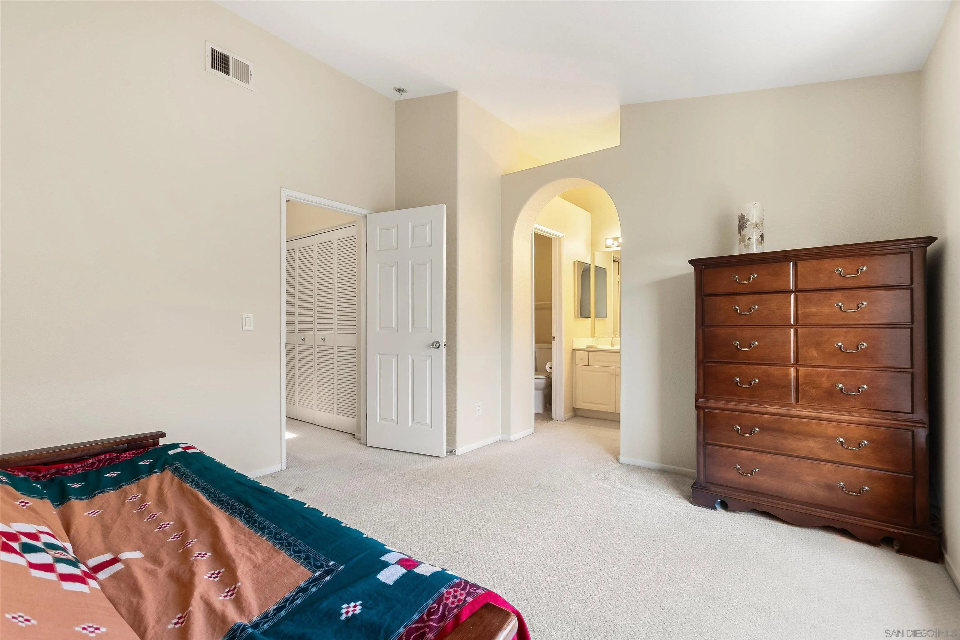 Photo #26: 260016811 Listing: Photo #26