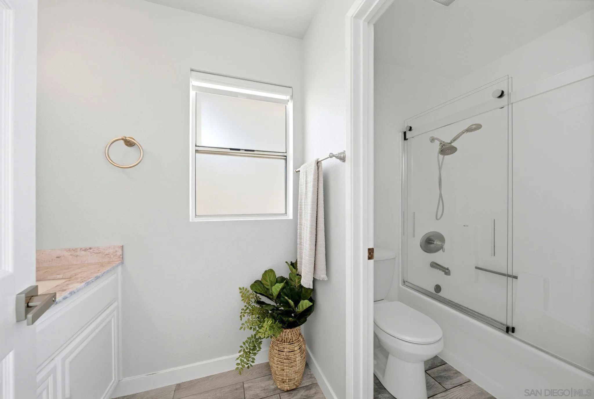 https://cdn.realtyfeed.com/cdn/127/260016816/2f84ed62ebacb3b782e1d10ef8e7352b.webp