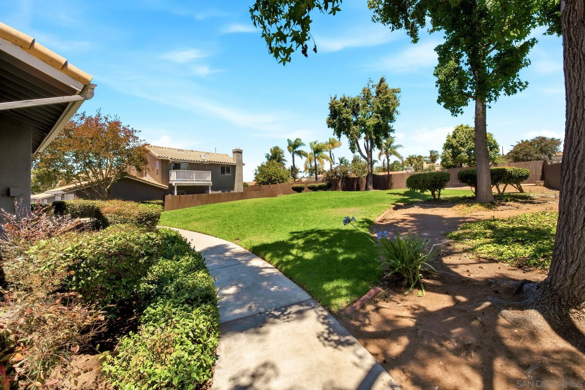 https://cdn.realtyfeed.com/cdn/127/260016816/d025b5ba7c61b97b826589a2e798e9d4.webp