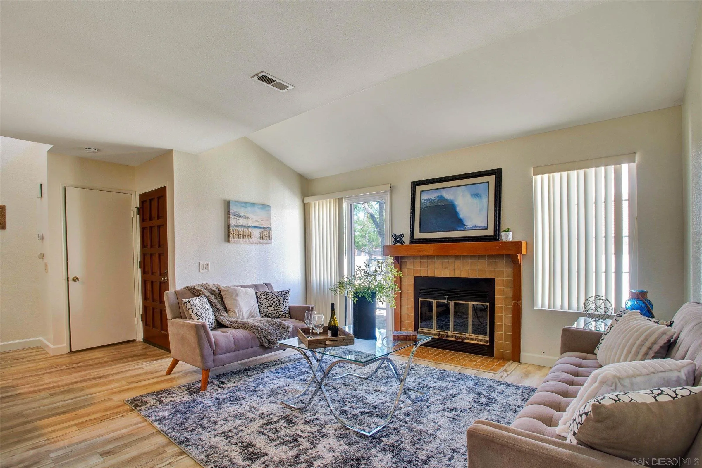 Photo #11: 260016820 Listing: Photo #11