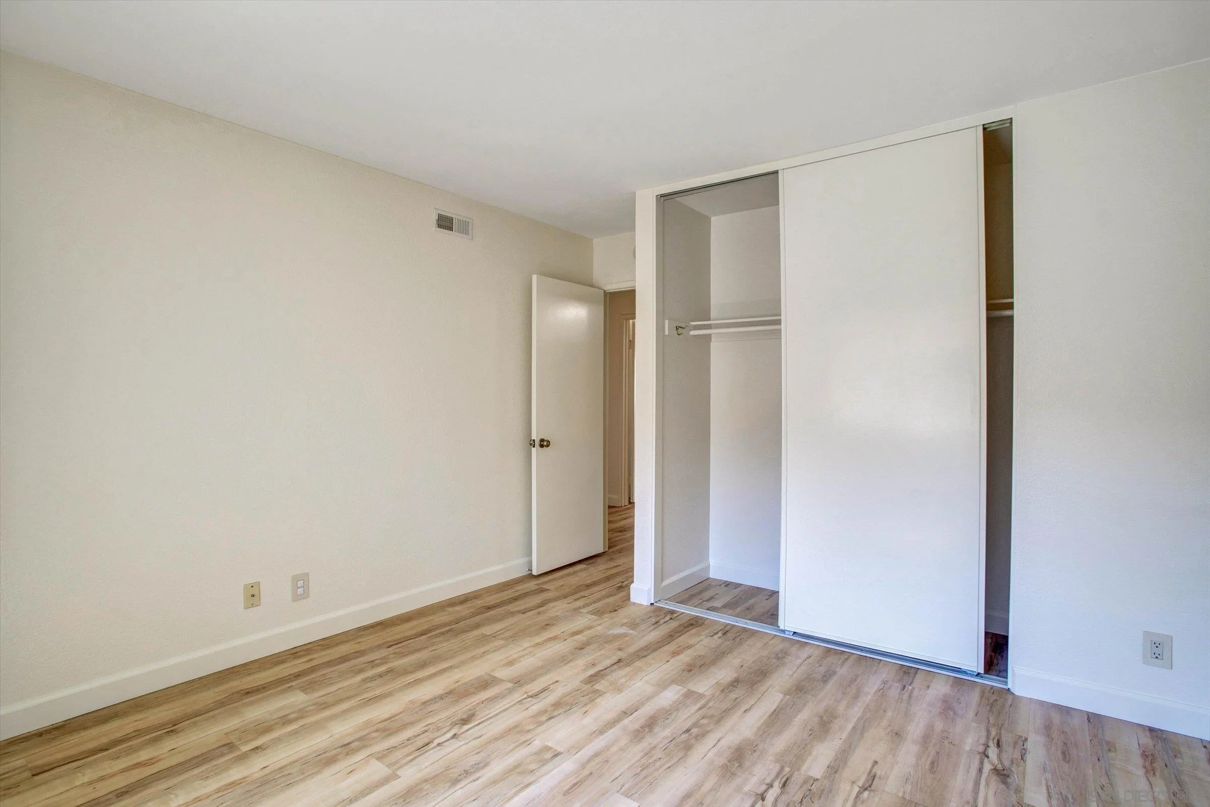 Photo #28: 260016820 Listing: Photo #28