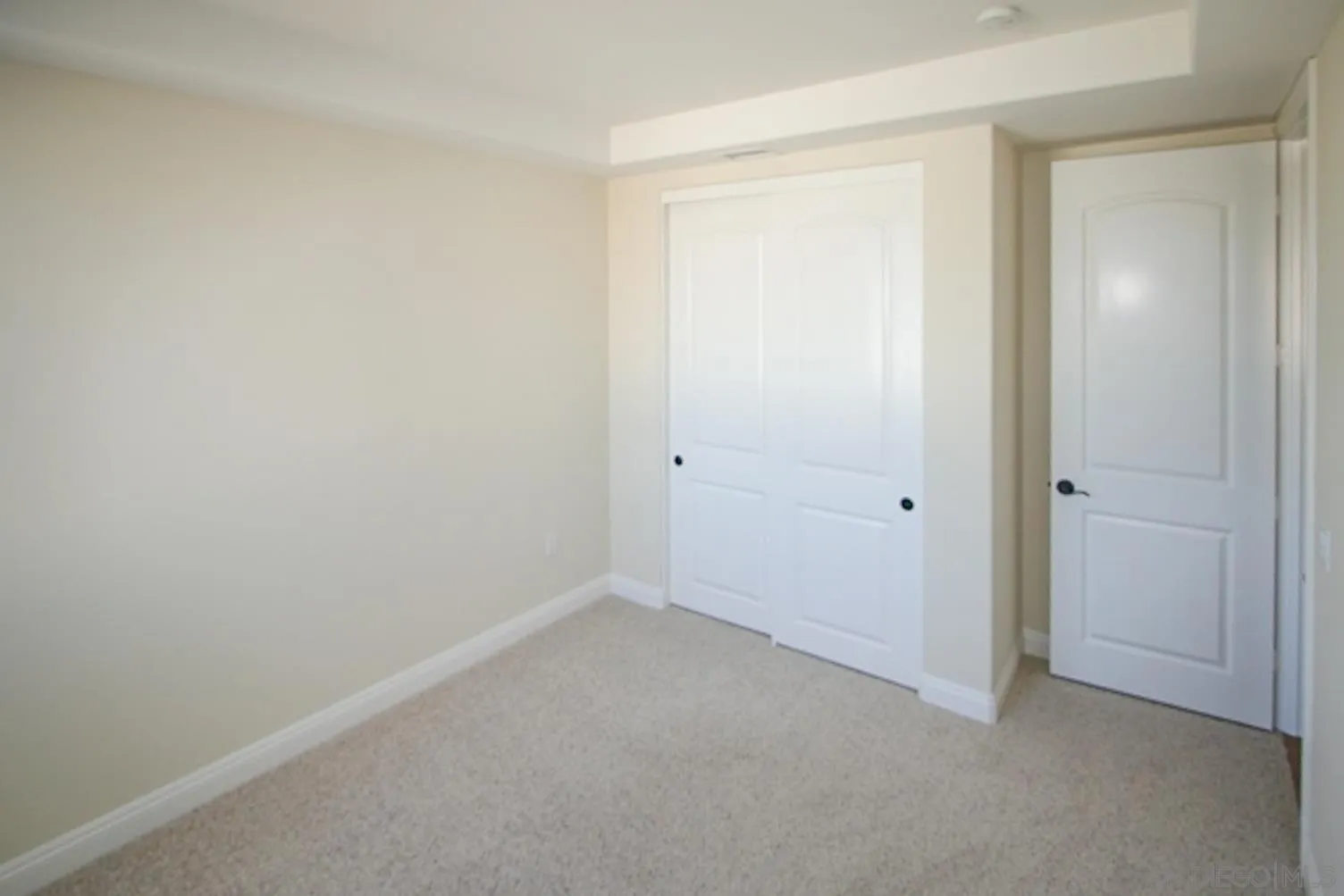 https://cdn.realtyfeed.com/cdn/127/260016824/aff8f5b13e964a1d909e43bec63e9a67.webp