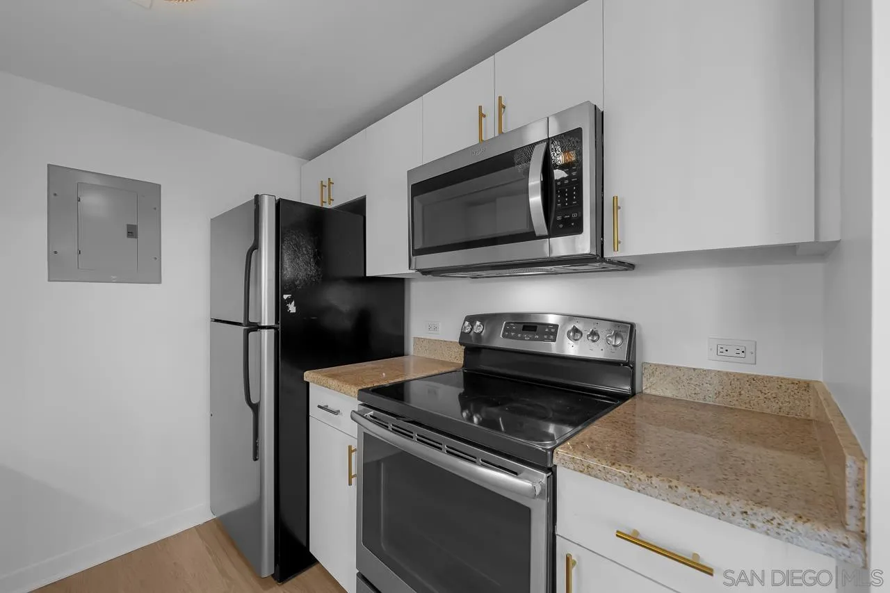 Photo #23: 260016825 Listing: Photo #23