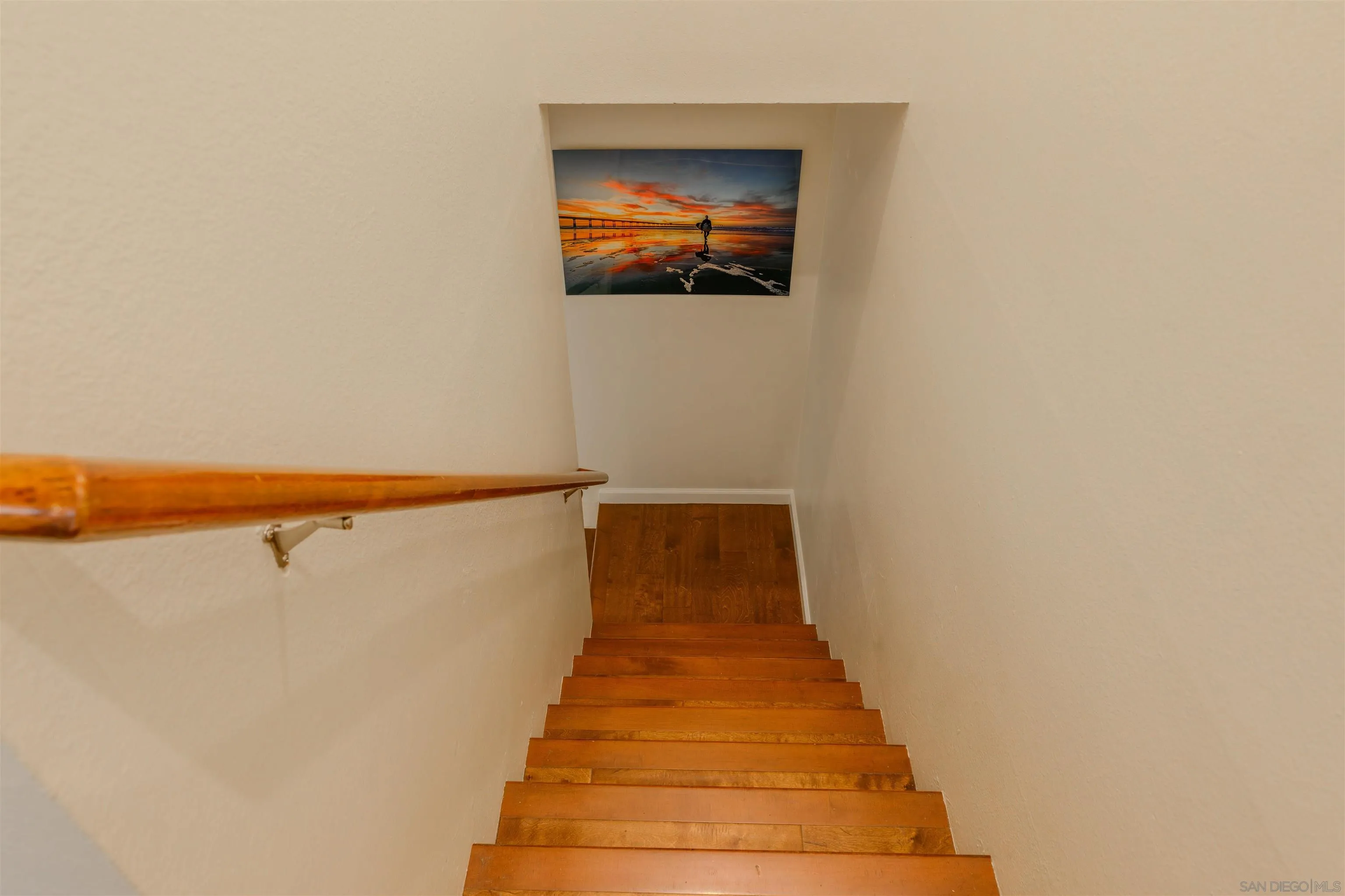 https://cdn.realtyfeed.com/cdn/127/260016827/2cbec61b2d38fbada9e84a520b2f7cdd.webp