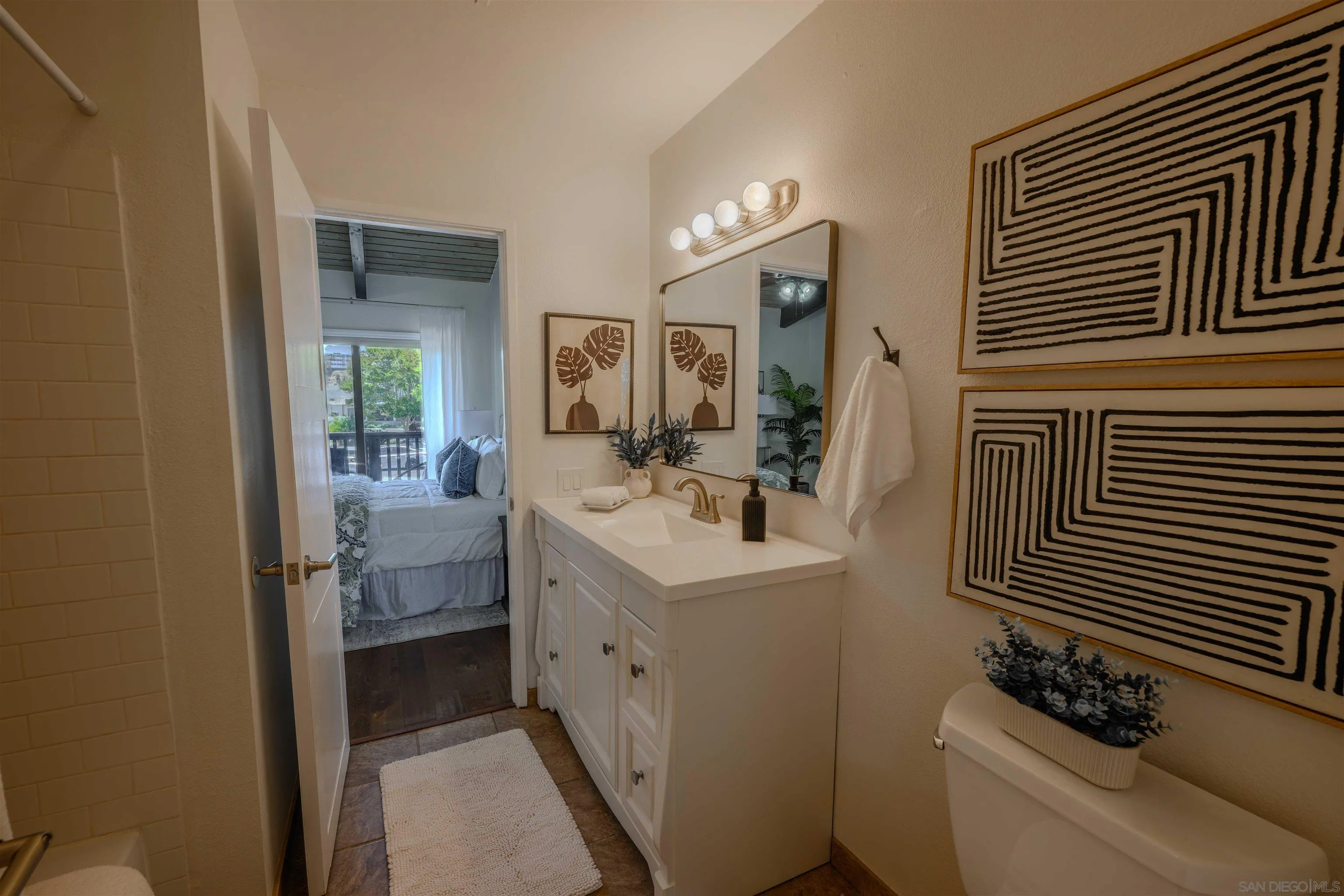 https://cdn.realtyfeed.com/cdn/127/260016827/38bca971991221fe3466a758c24b208d.webp