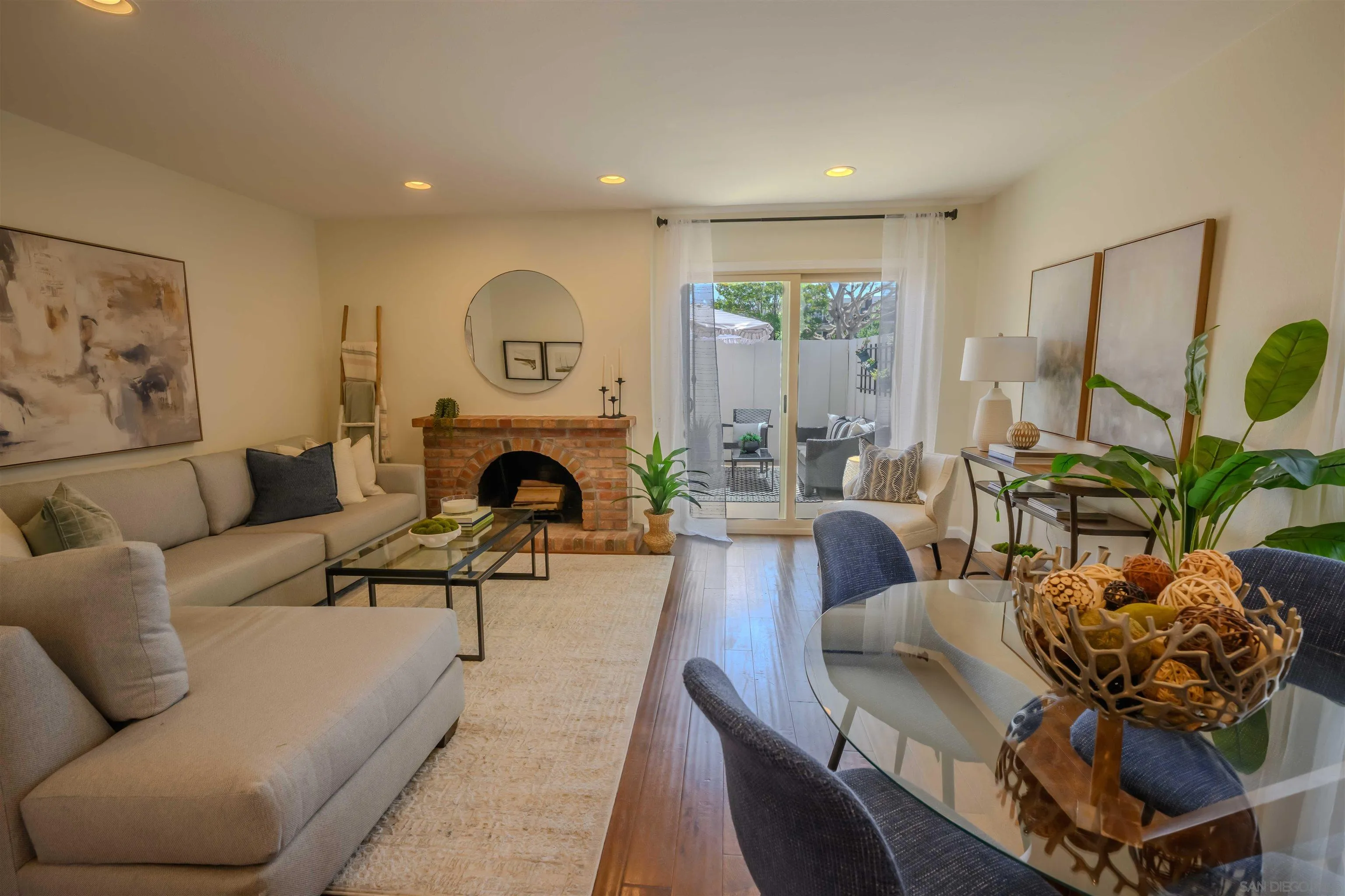 4202 Loma Riviera Ln, San Diego, CA 92110 - Photo 3 of 28, San Diego, CA
