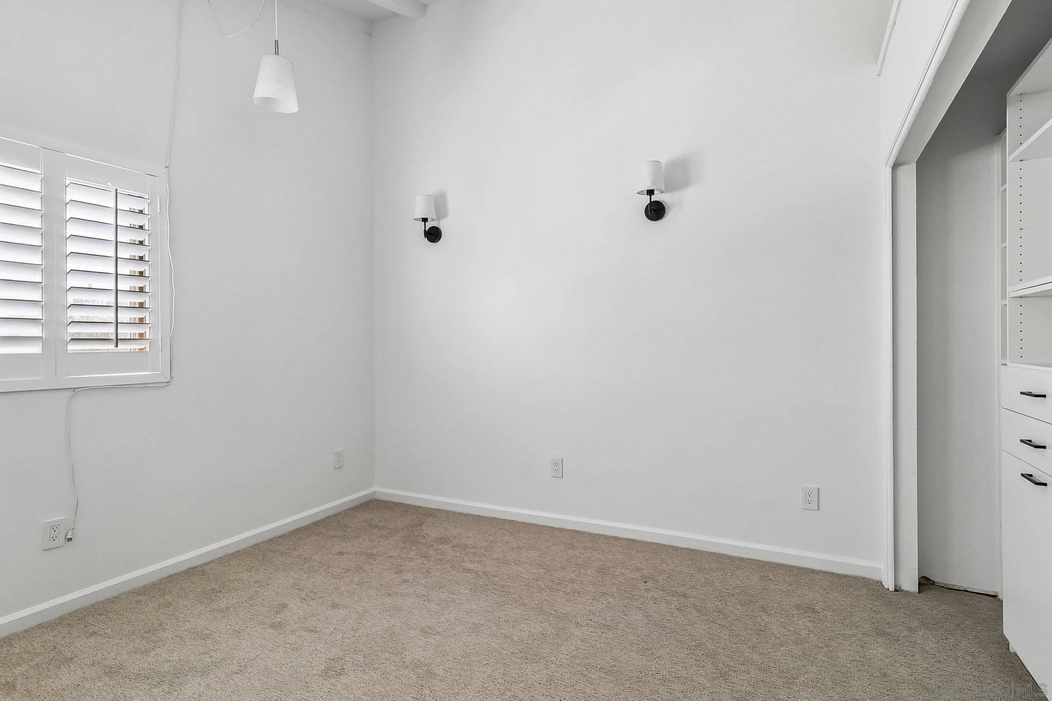 Photo #8: 260016831 Listing: Photo #8