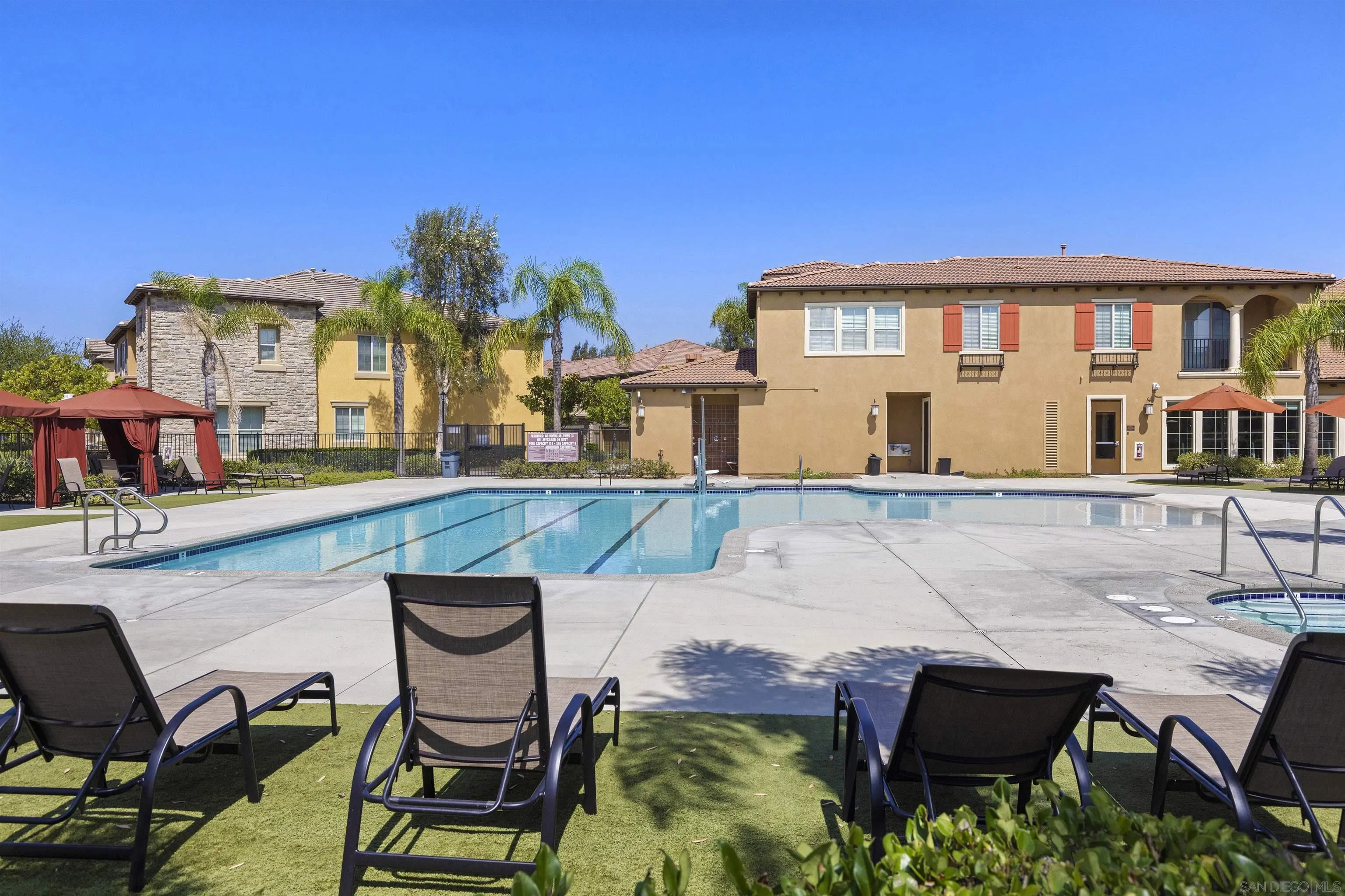 https://cdn.realtyfeed.com/cdn/127/260016840/00f60dae79488058935cd410e9efef01.webp