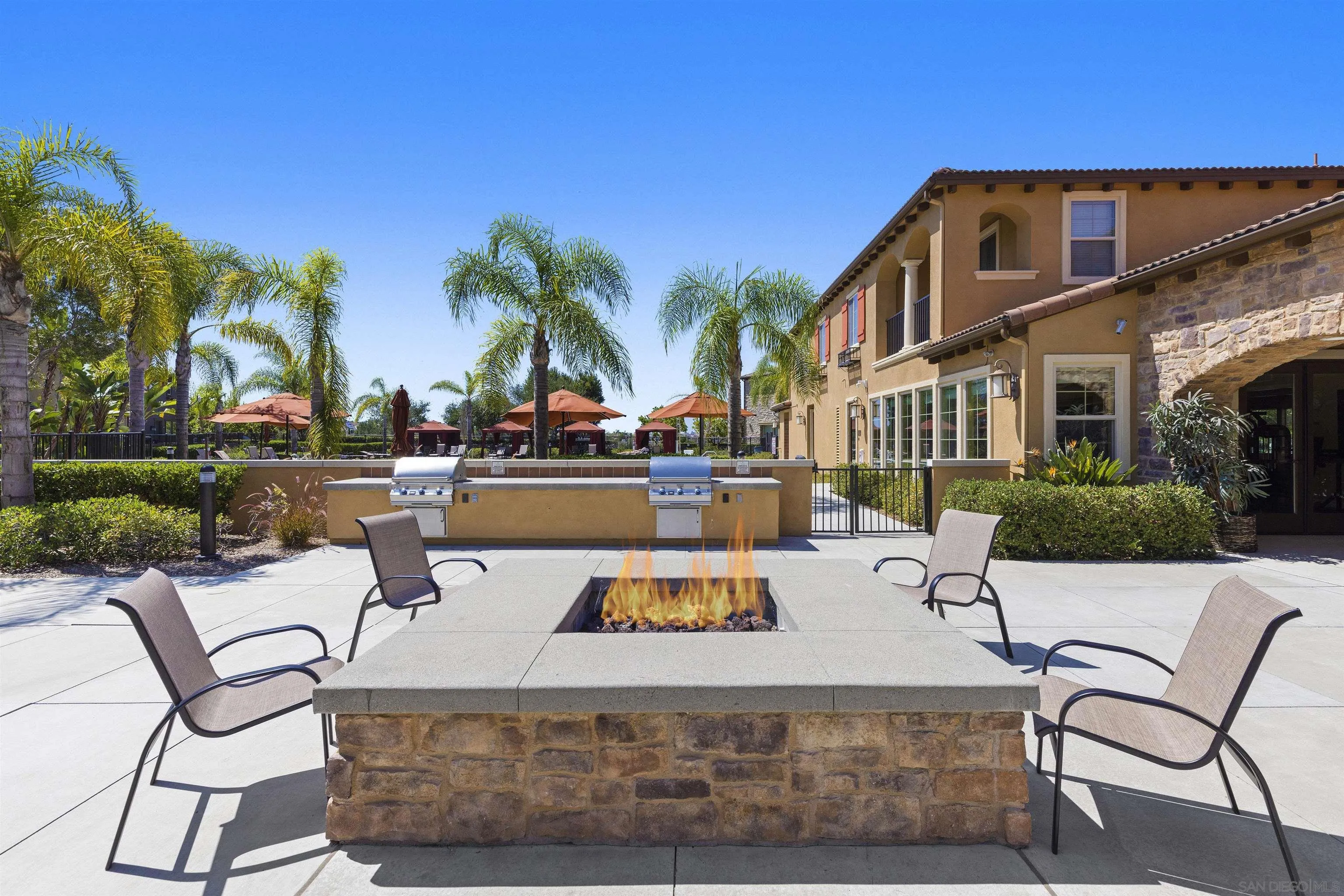 https://cdn.realtyfeed.com/cdn/127/260016840/0b19d0d0d14b381aa2e8c929bb0ed158.webp