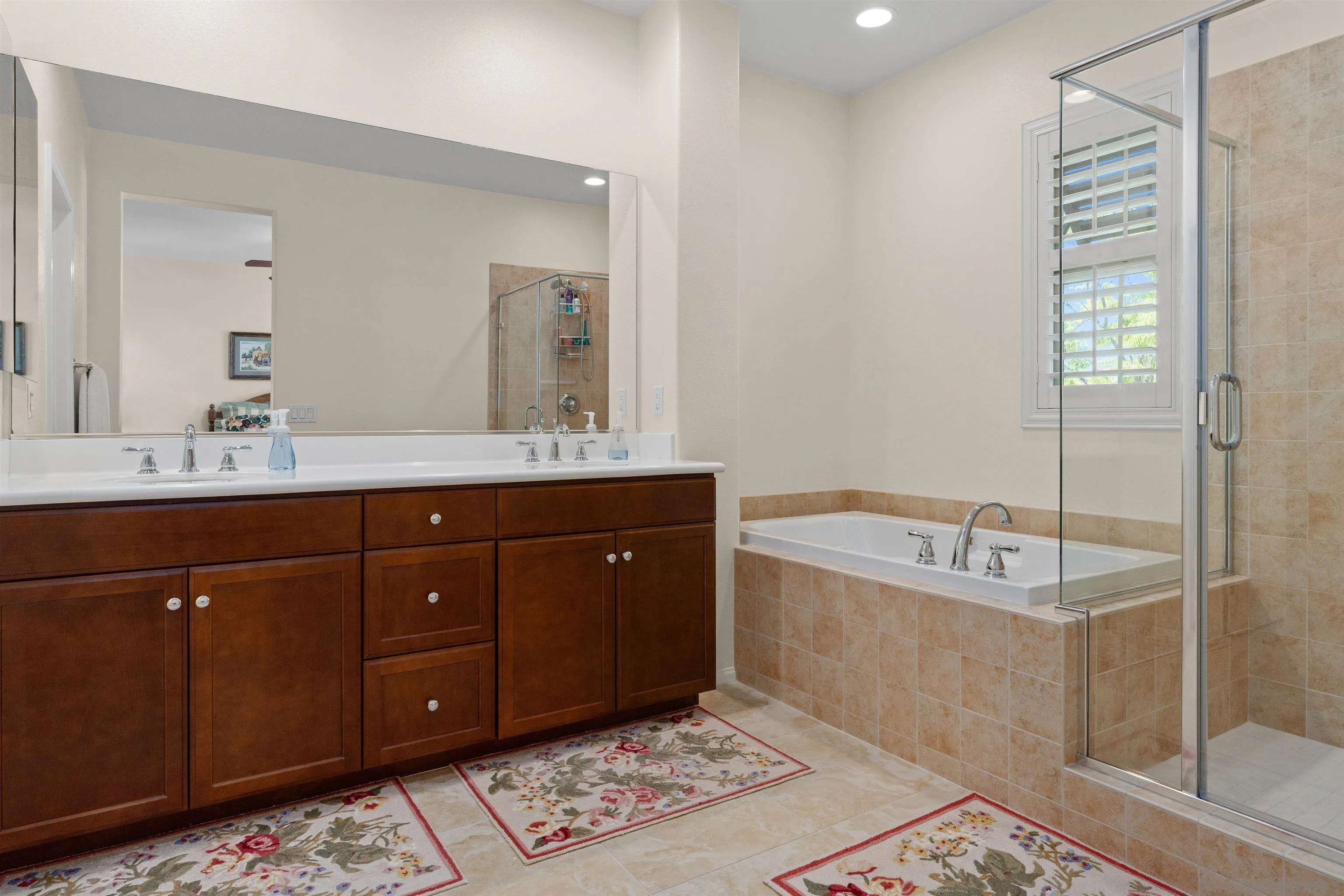 https://cdn.realtyfeed.com/cdn/127/260016840/1e0236c71ab7391a030536034478b9f6.webp