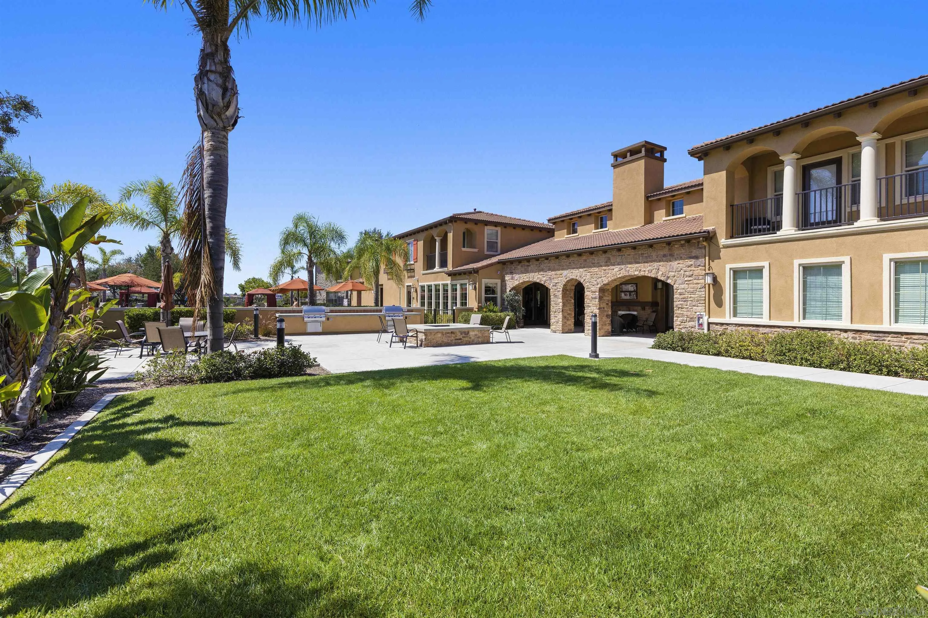 https://cdn.realtyfeed.com/cdn/127/260016840/6de692239d66ed6e4858ab4bf91a92b0.webp