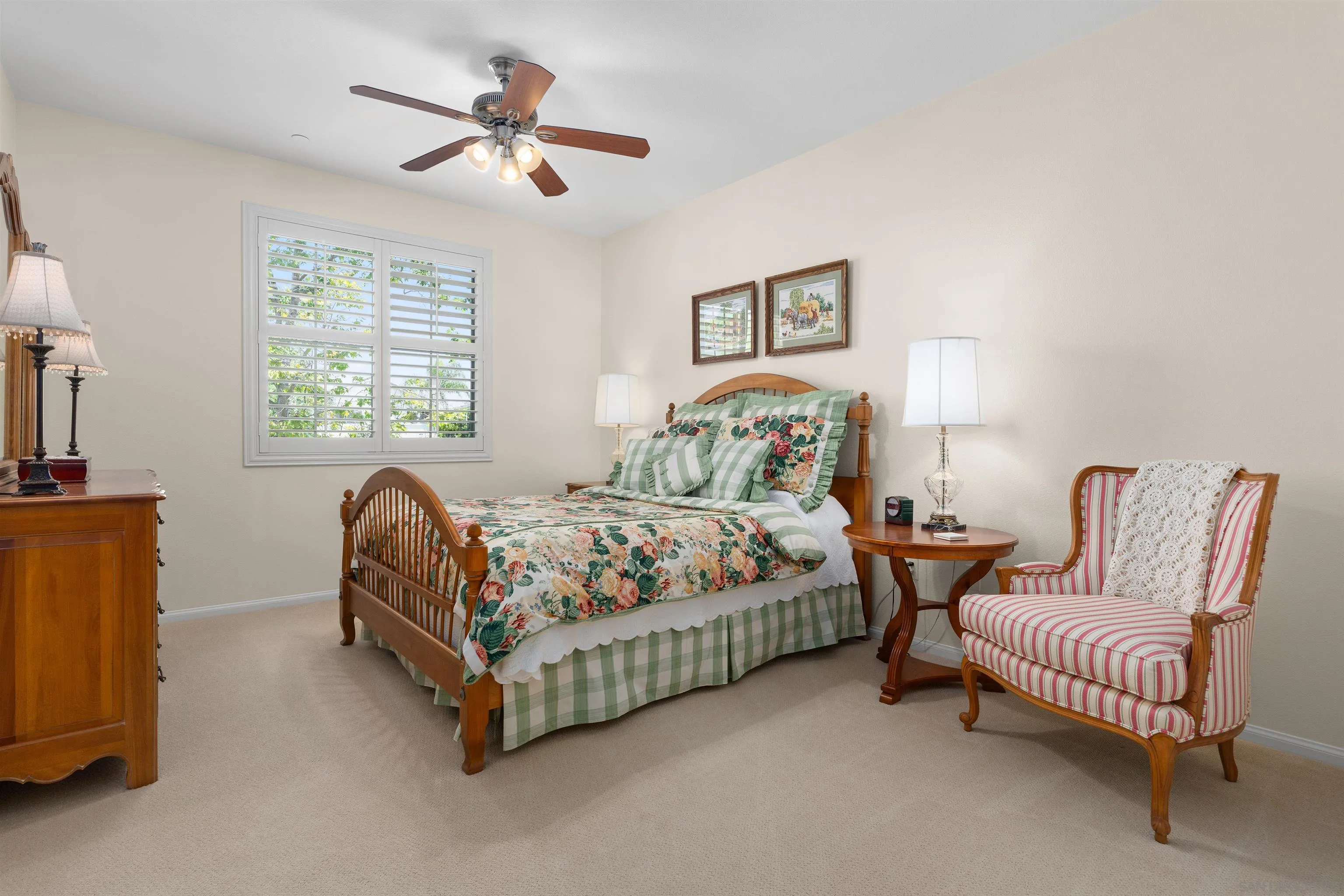 https://cdn.realtyfeed.com/cdn/127/260016840/88cecbb61f03172a4e6730c65a3de3fa.webp