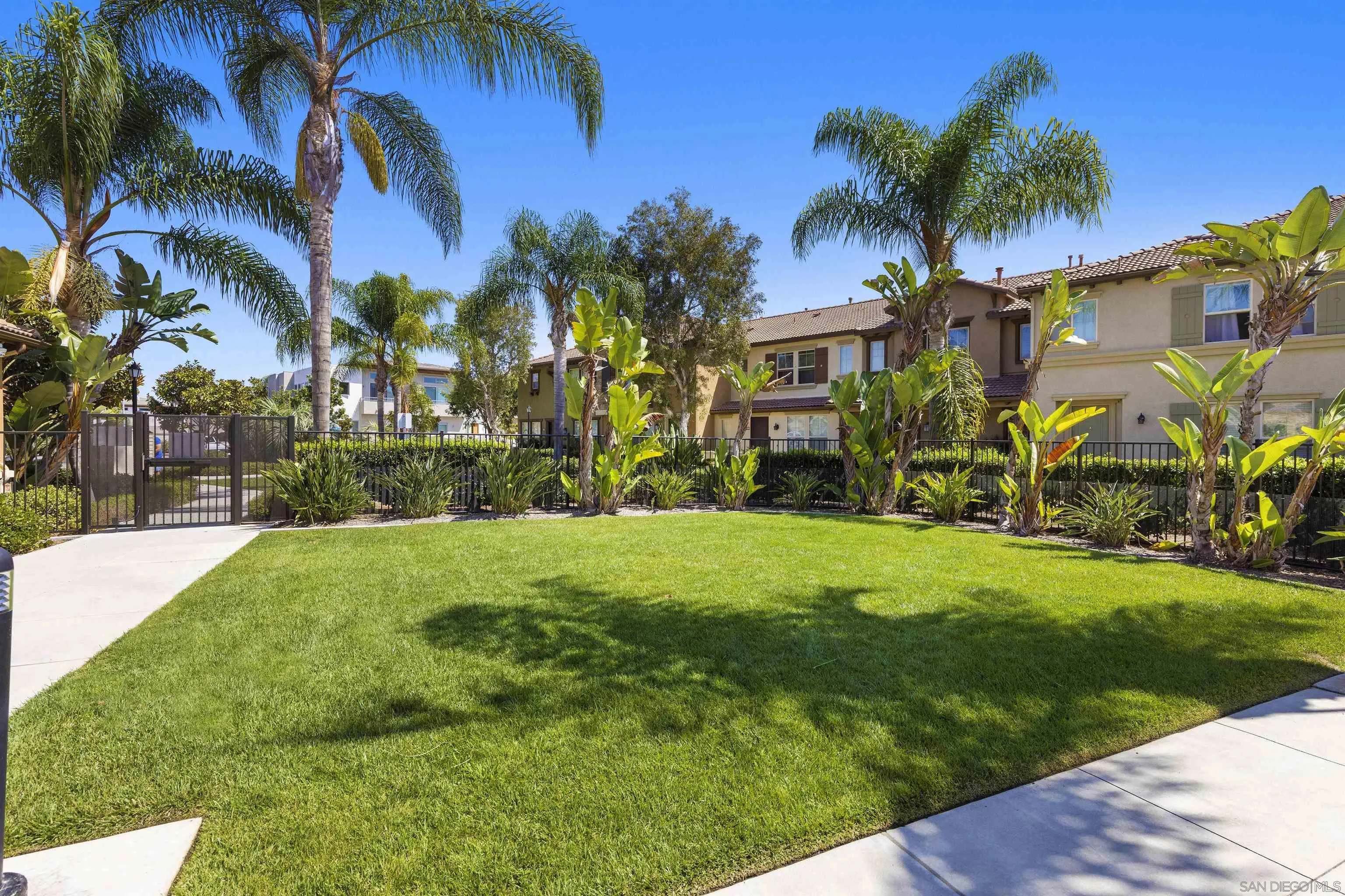 https://cdn.realtyfeed.com/cdn/127/260016840/8e695cc42685f173ad785fe444338de8.webp