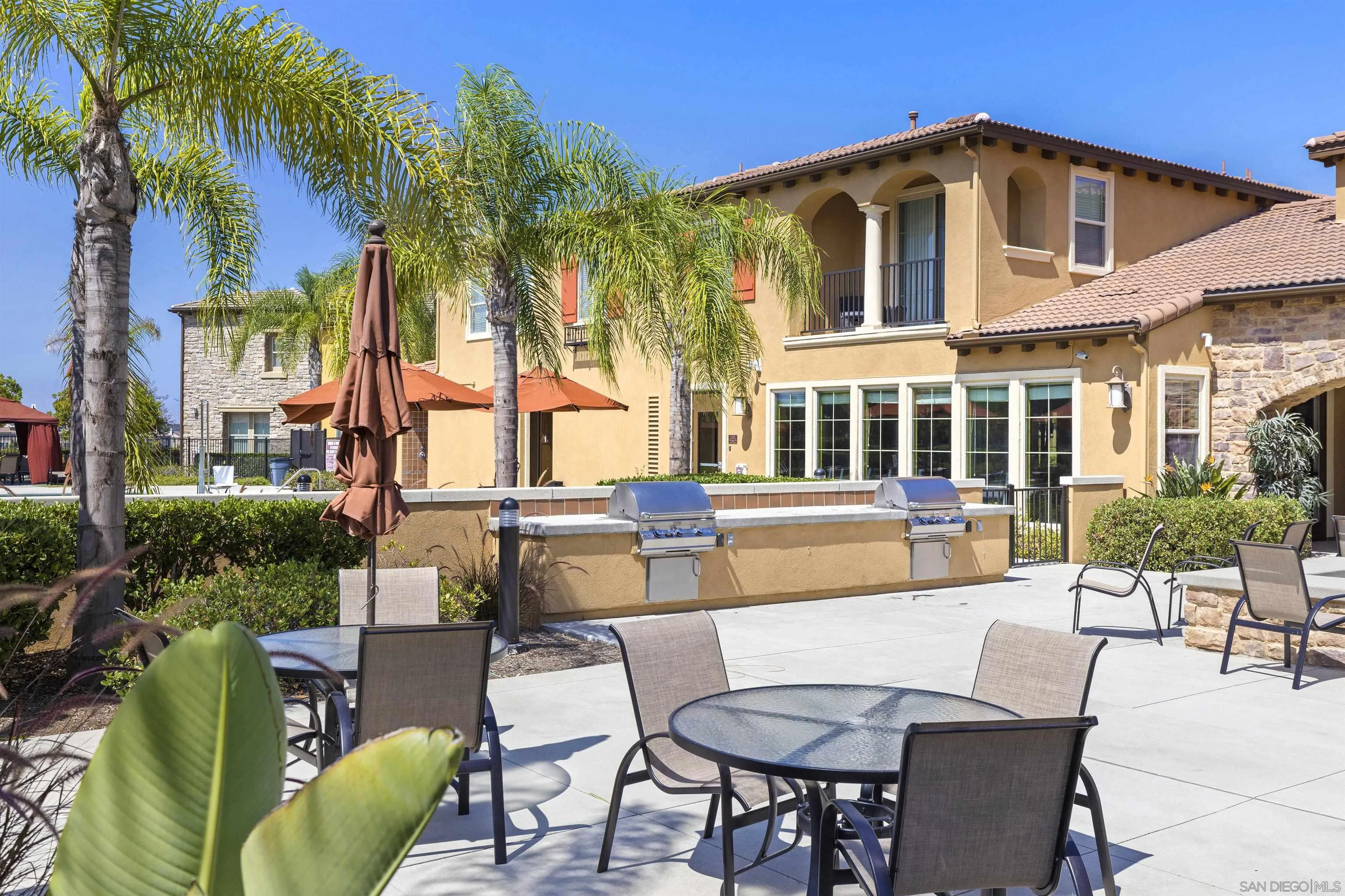 https://cdn.realtyfeed.com/cdn/127/260016840/eee902cfcf7244462d60ec58cb9377dd.webp