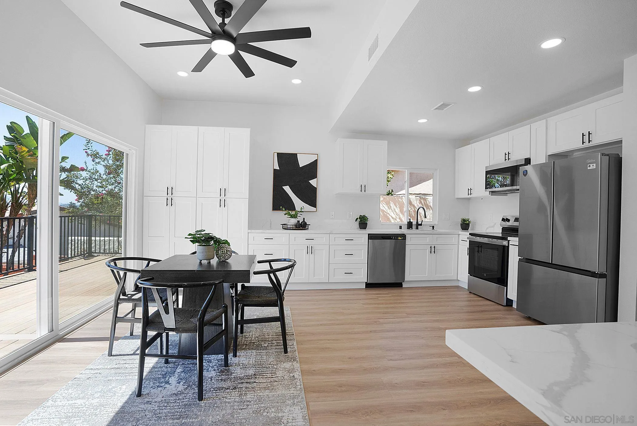 https://cdn.realtyfeed.com/cdn/127/260016841/068783fad5d2720bac4737a7419d5c79.webp