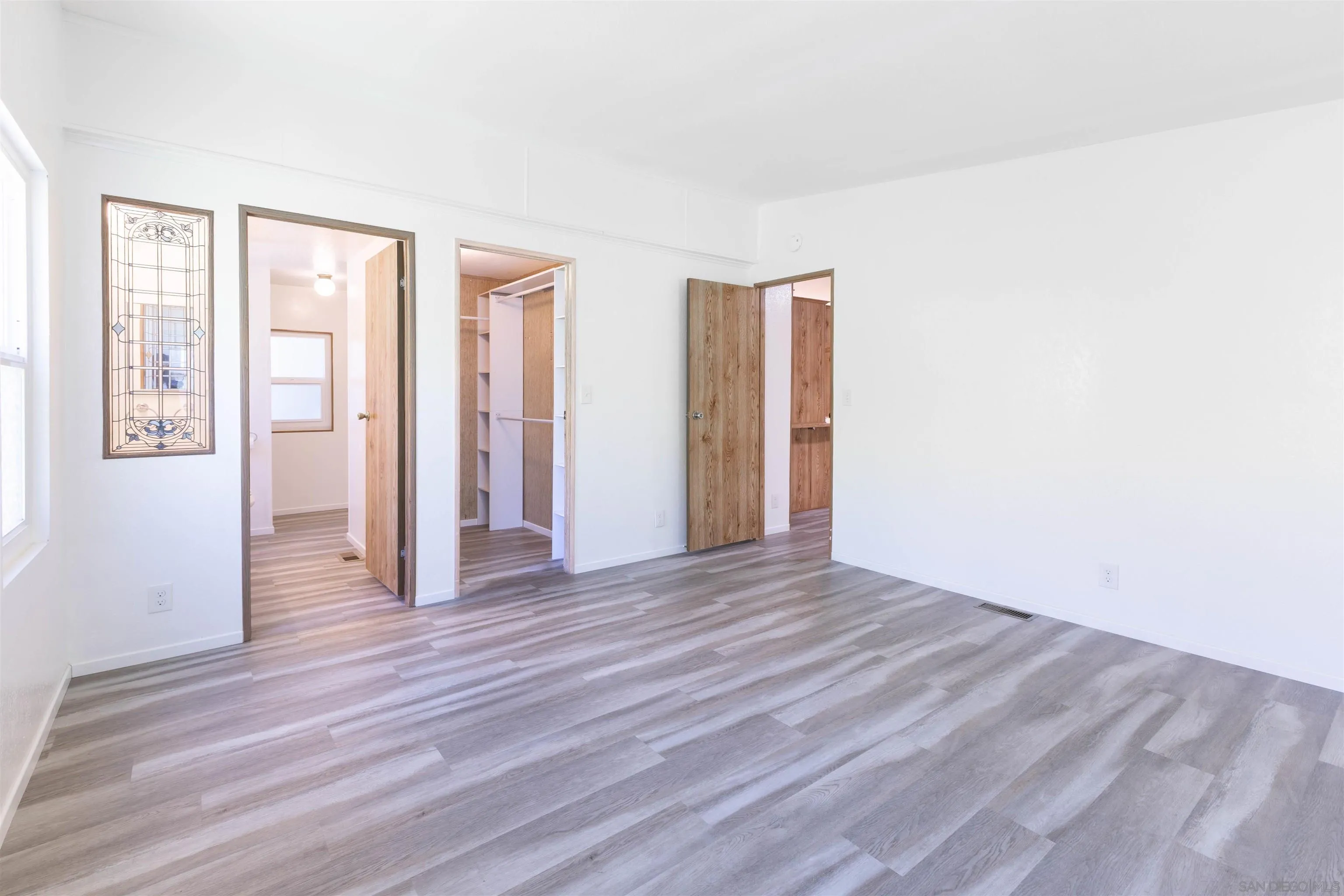 https://cdn.realtyfeed.com/cdn/127/260016845/c127ca65feefa92f1a70d2e158c4dec3.webp