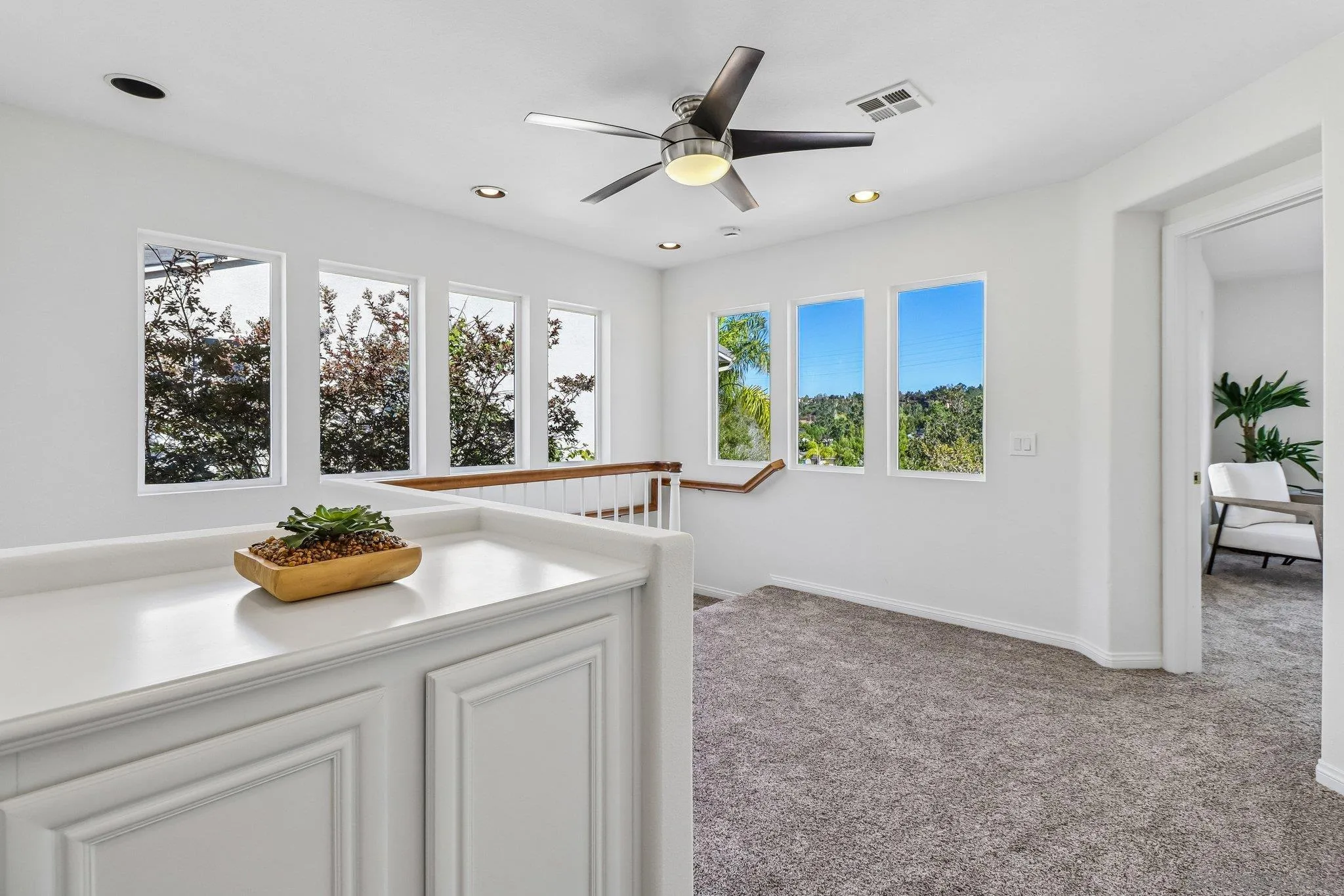 https://cdn.realtyfeed.com/cdn/127/260016846/05da4b5a20580063587e9fda0b0fad67.webp