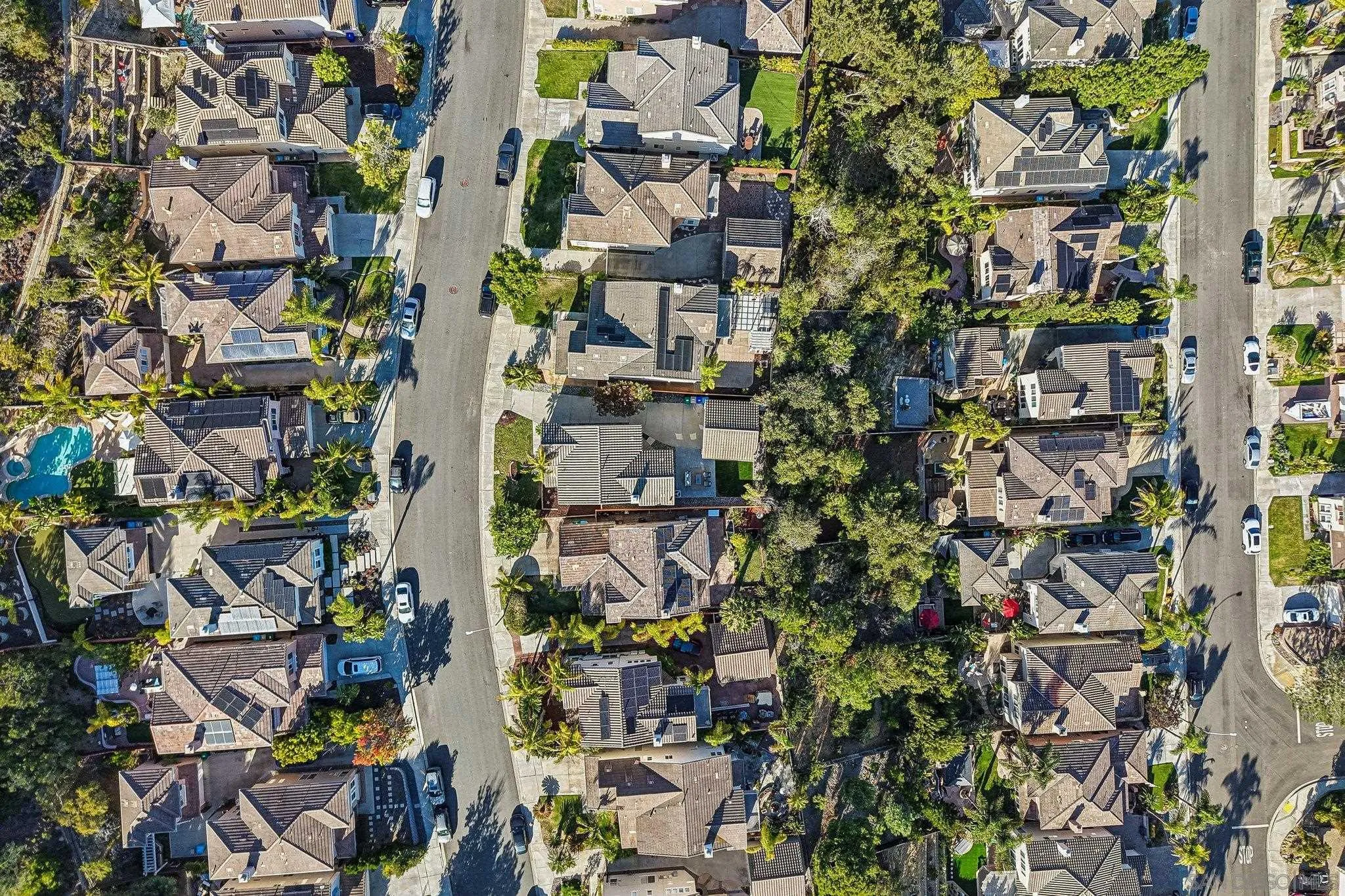 https://cdn.realtyfeed.com/cdn/127/260016846/0627dd6126cb0ec0cb607655d23250de.webp