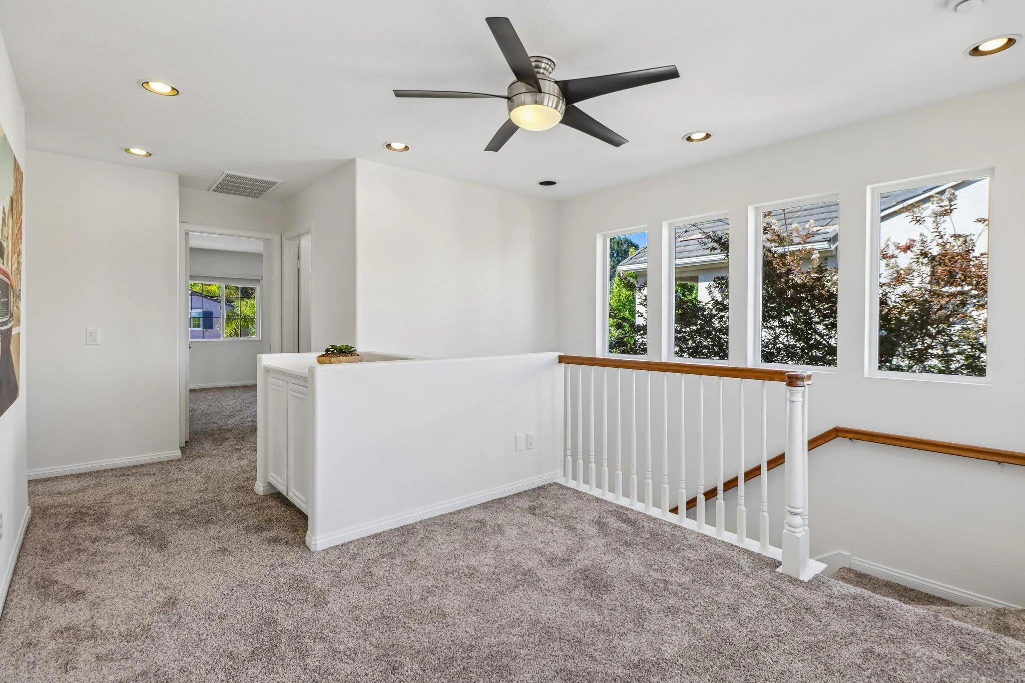 https://cdn.realtyfeed.com/cdn/127/260016846/1e2ae6df9cff56e5fd517c8e1efc6cdb.webp
